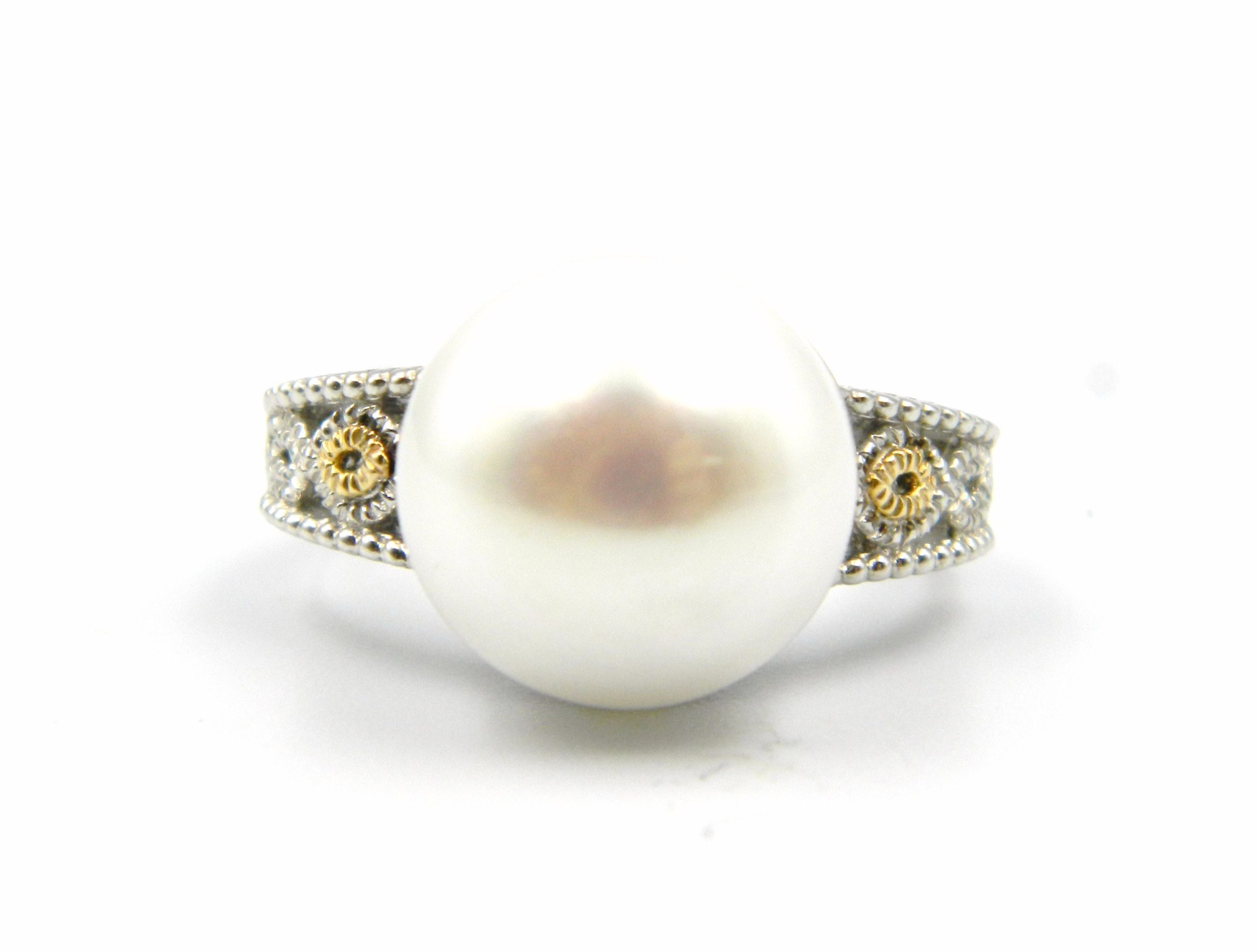 Sterling Silver Button Pearl Ring