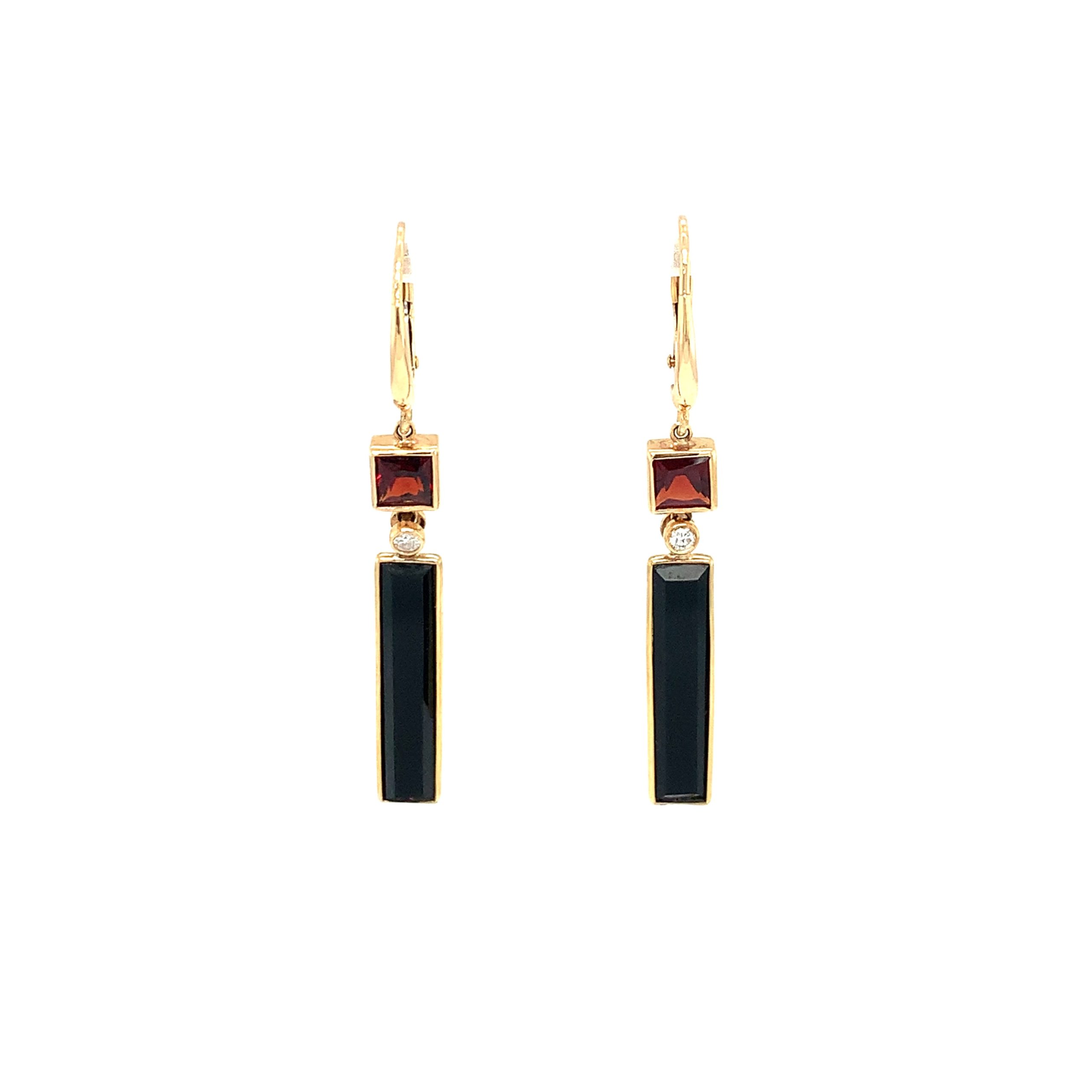 Yellow Gold Garnet & Onyx Drop Earrings