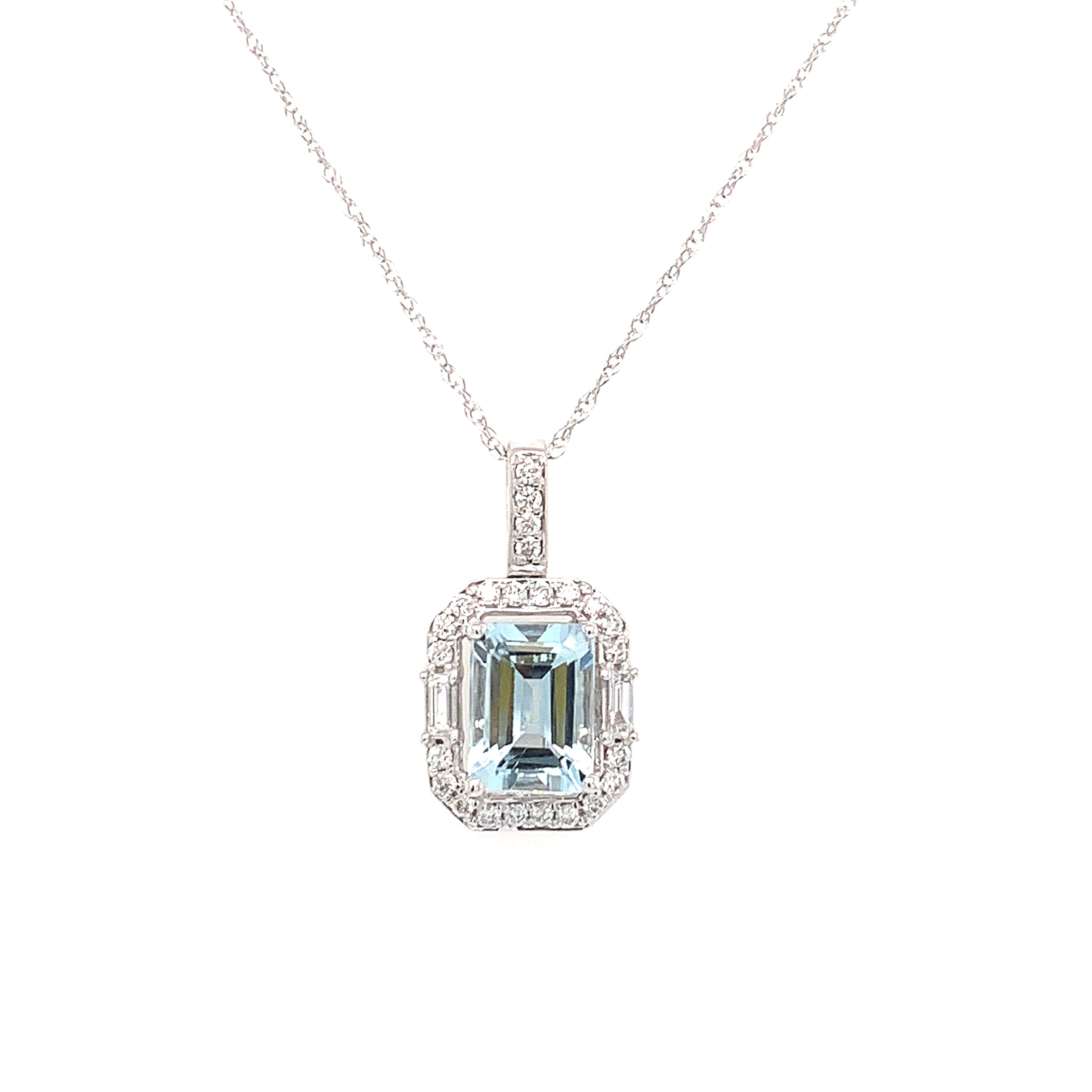 White Gold Aquamarine Pendant Necklace