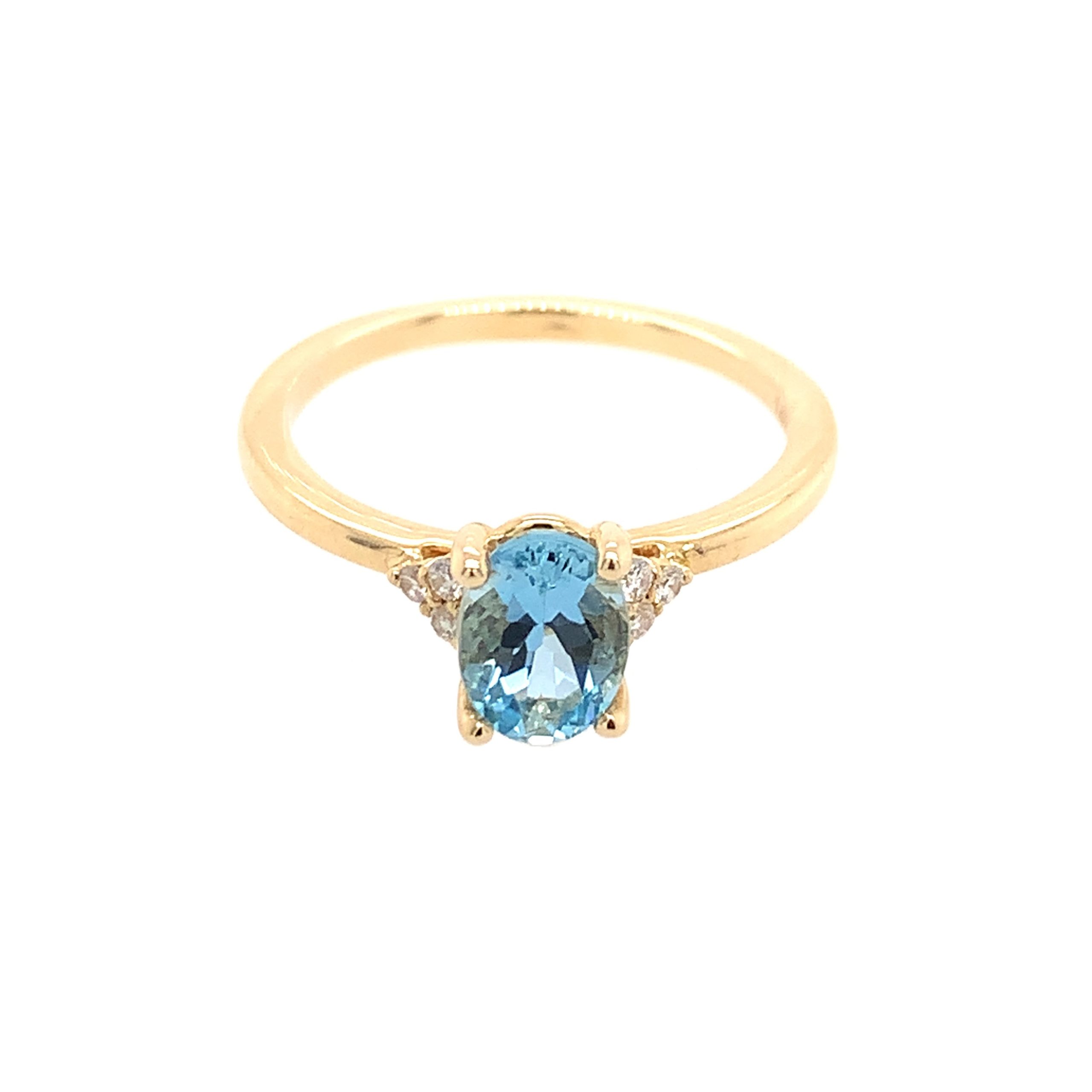 Estate: Yellow Gold Aquamarine Ring