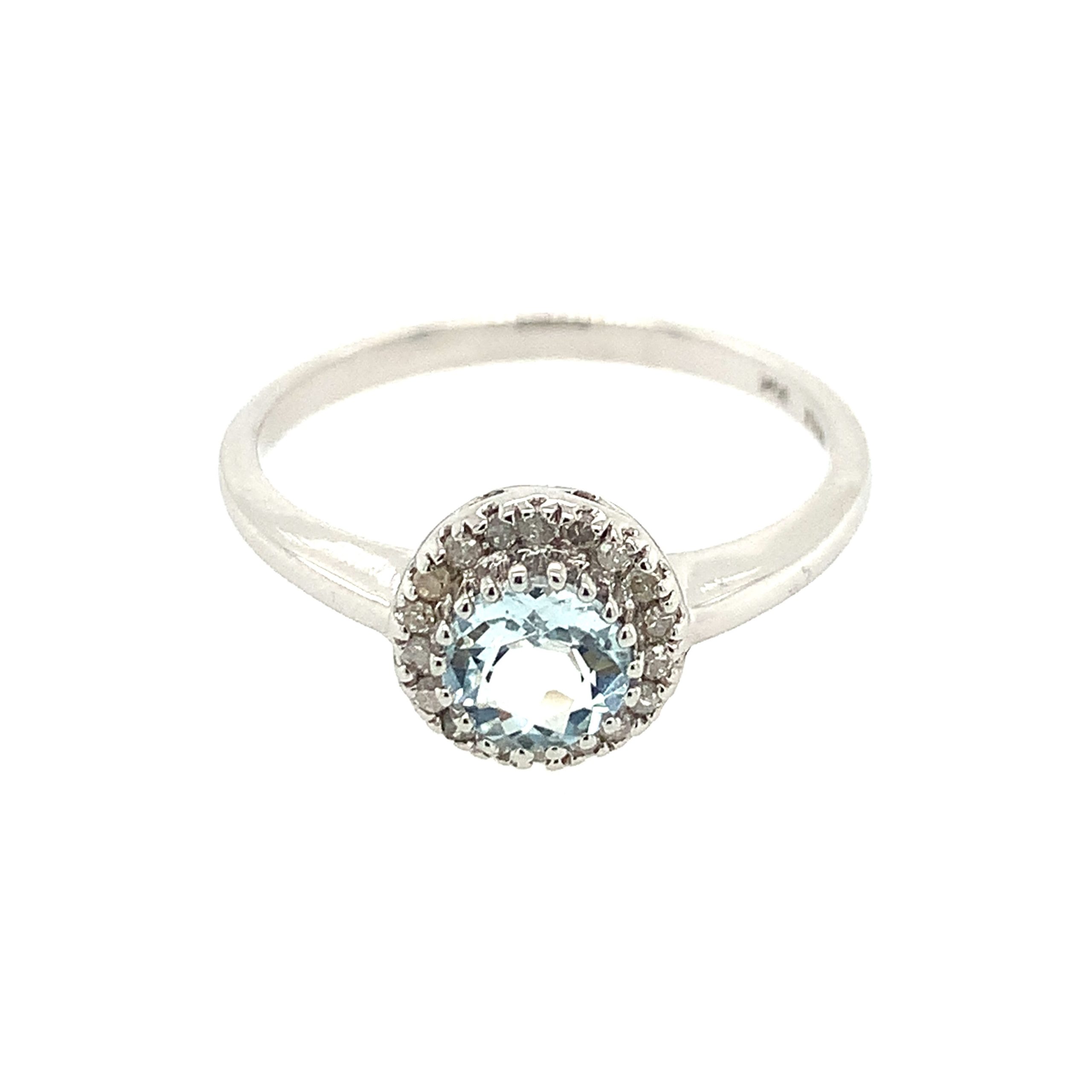 White Gold Aquamarine Ring