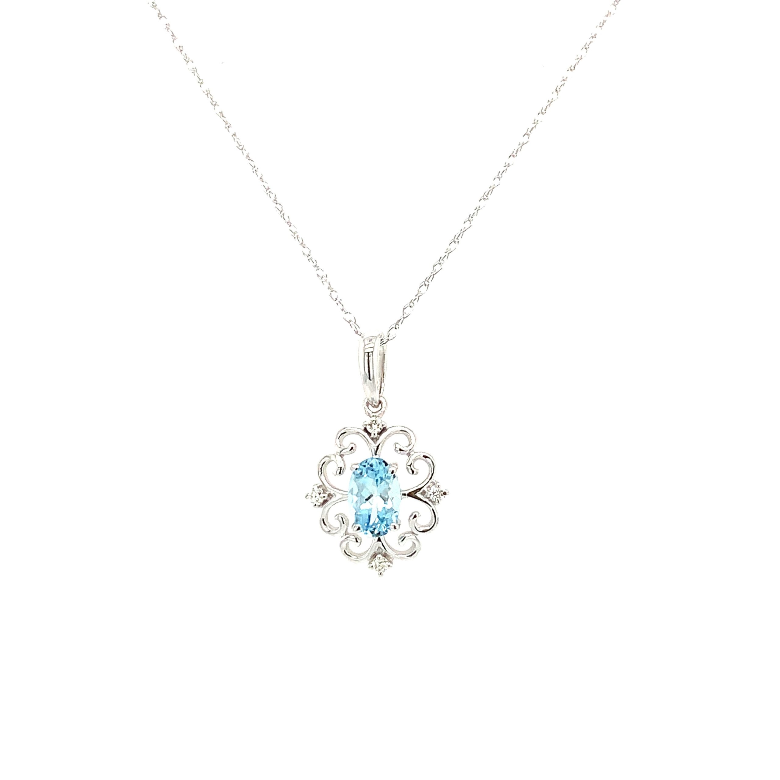 White Gold Aquamarine Pendant Necklace