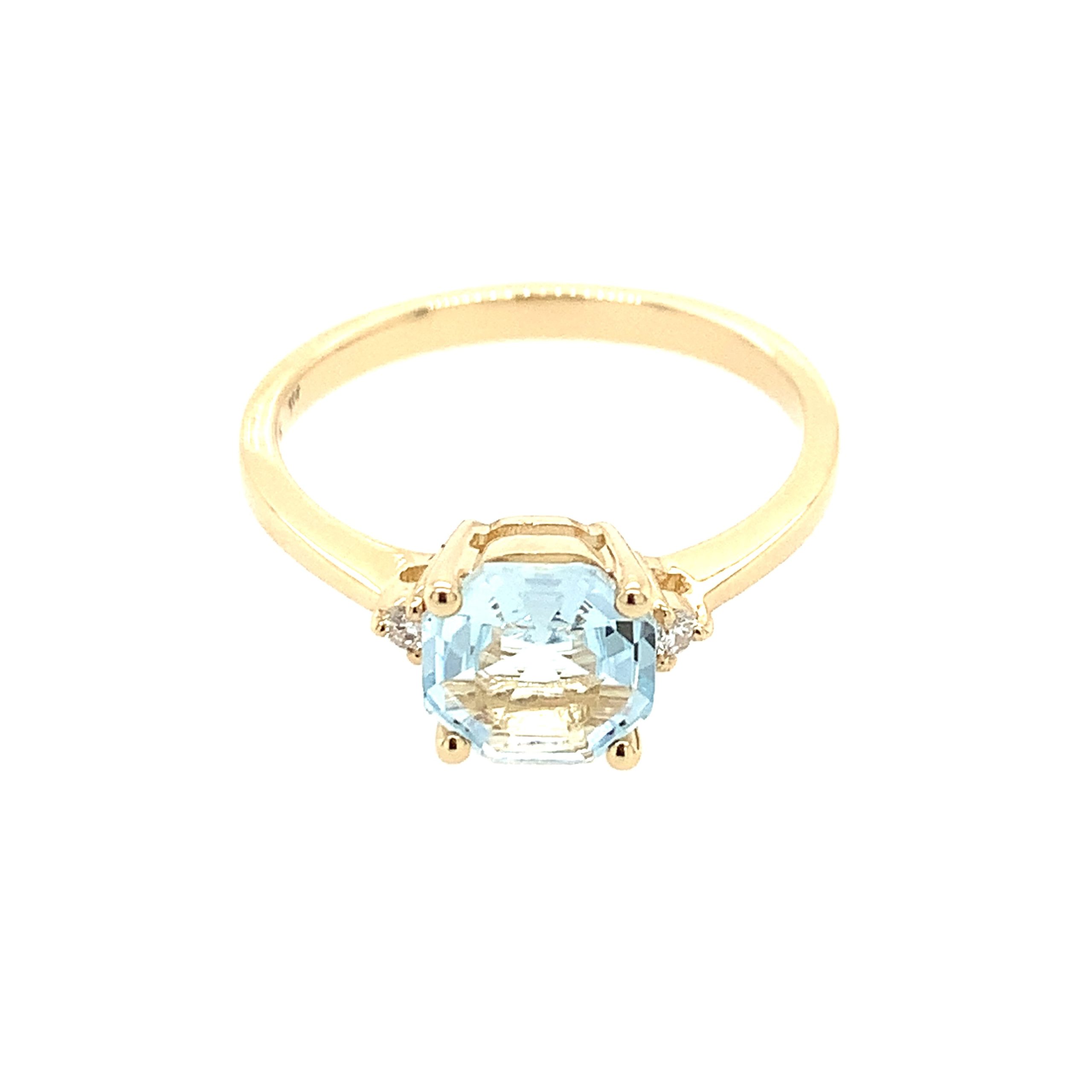 Yellow Gold Aquamarine Ring