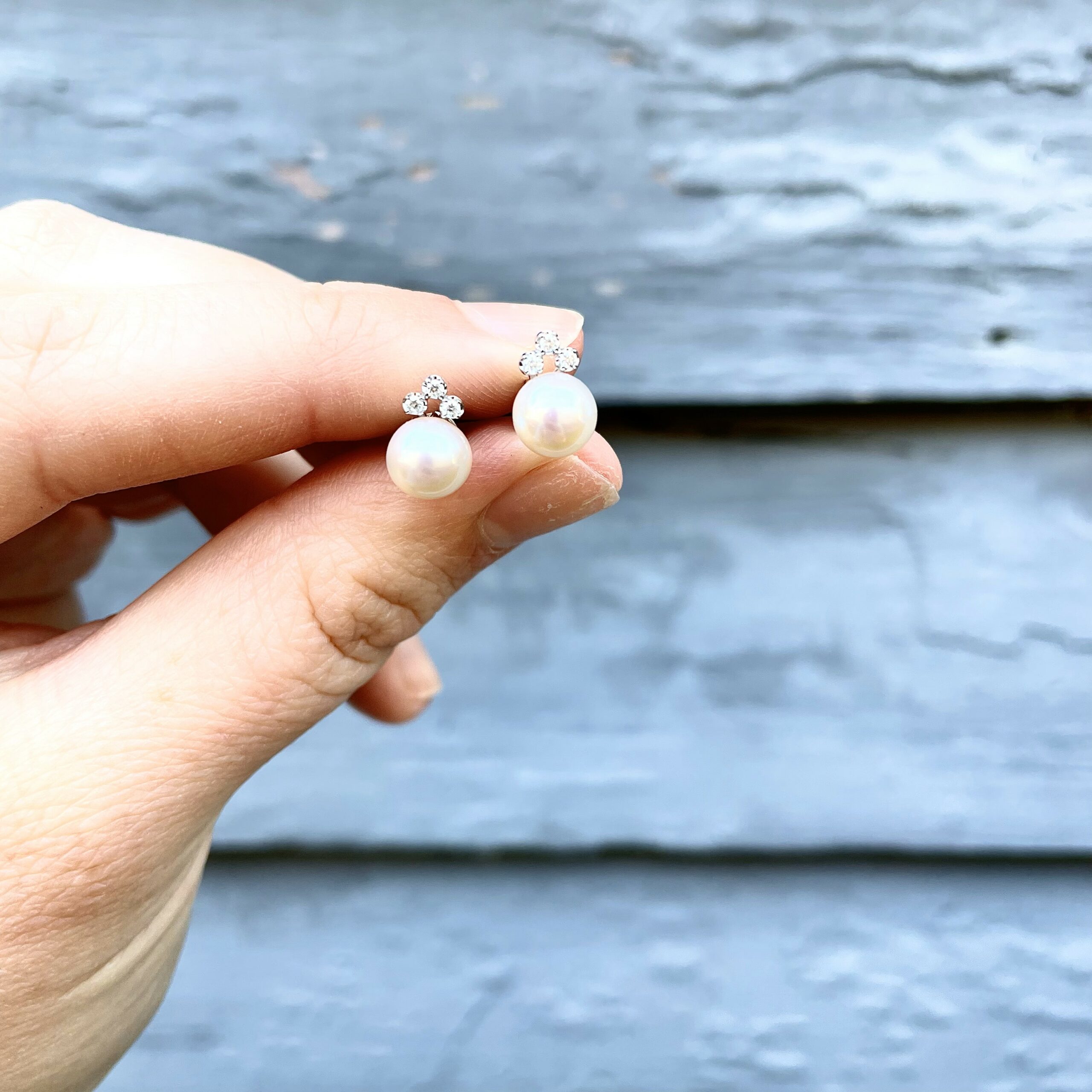 White Gold Pearl Earrings With Diamonds