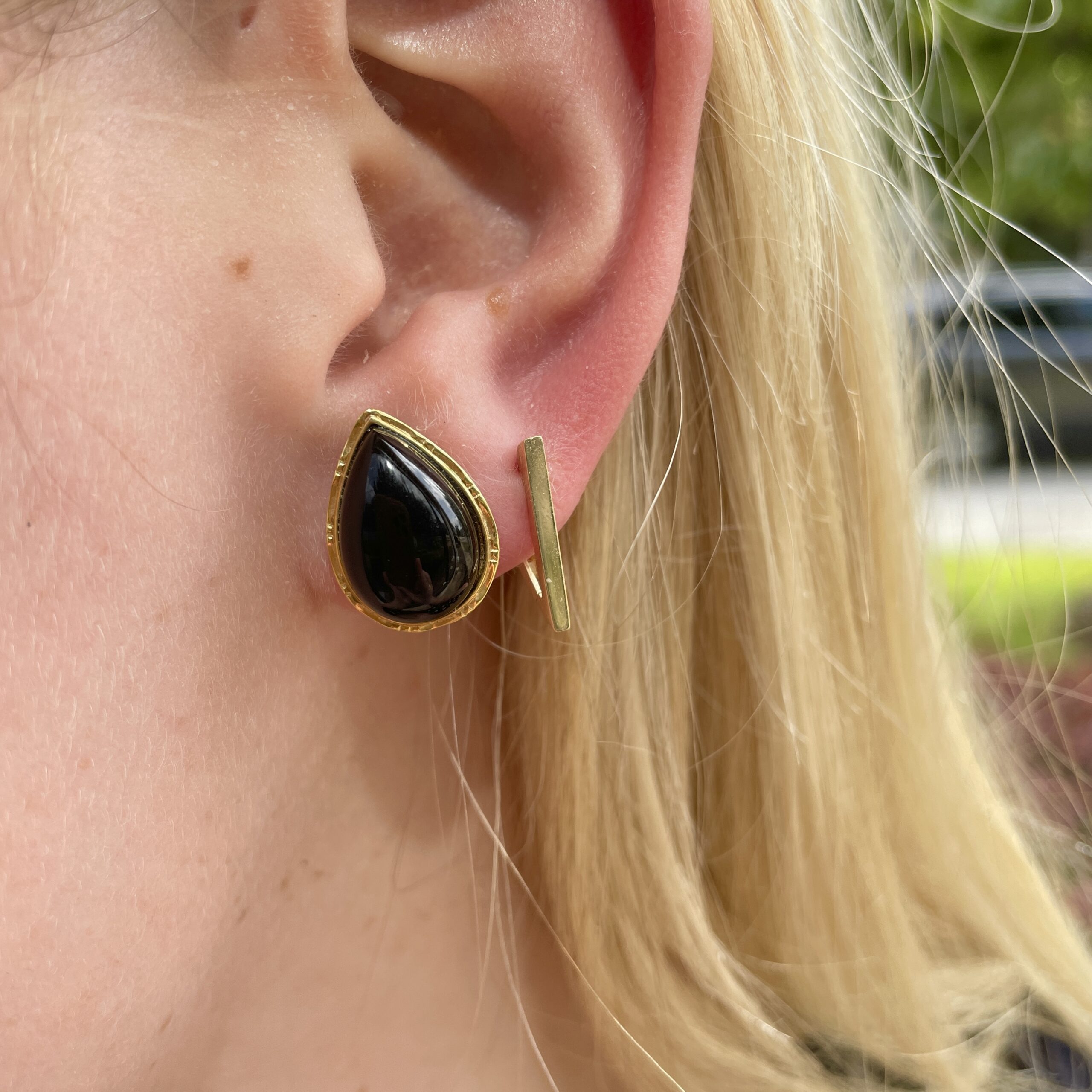 Yellow Gold Onyx Earrings