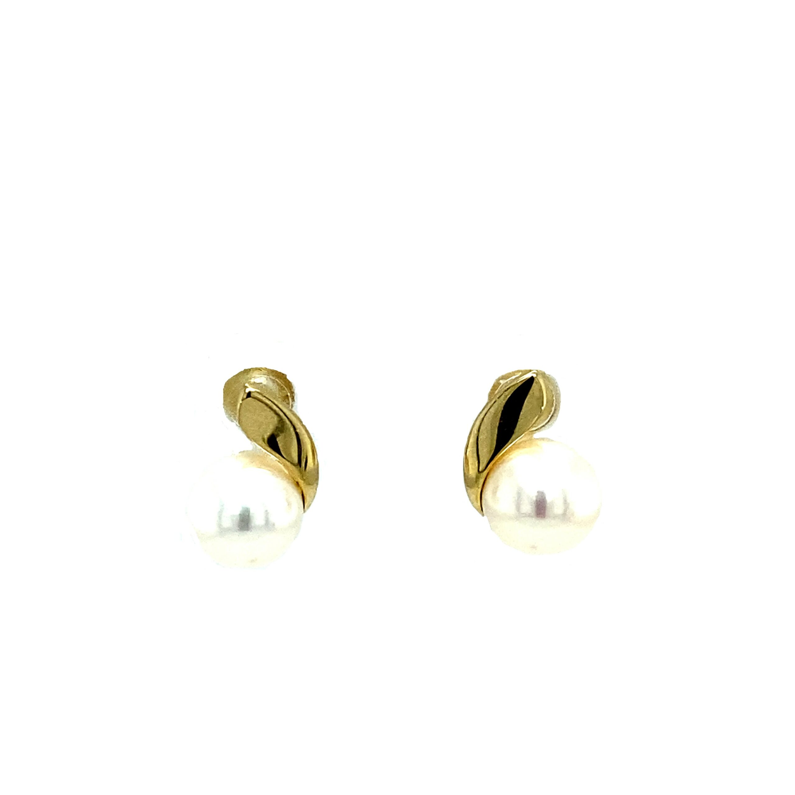 Yellow Gold Pearl Studs