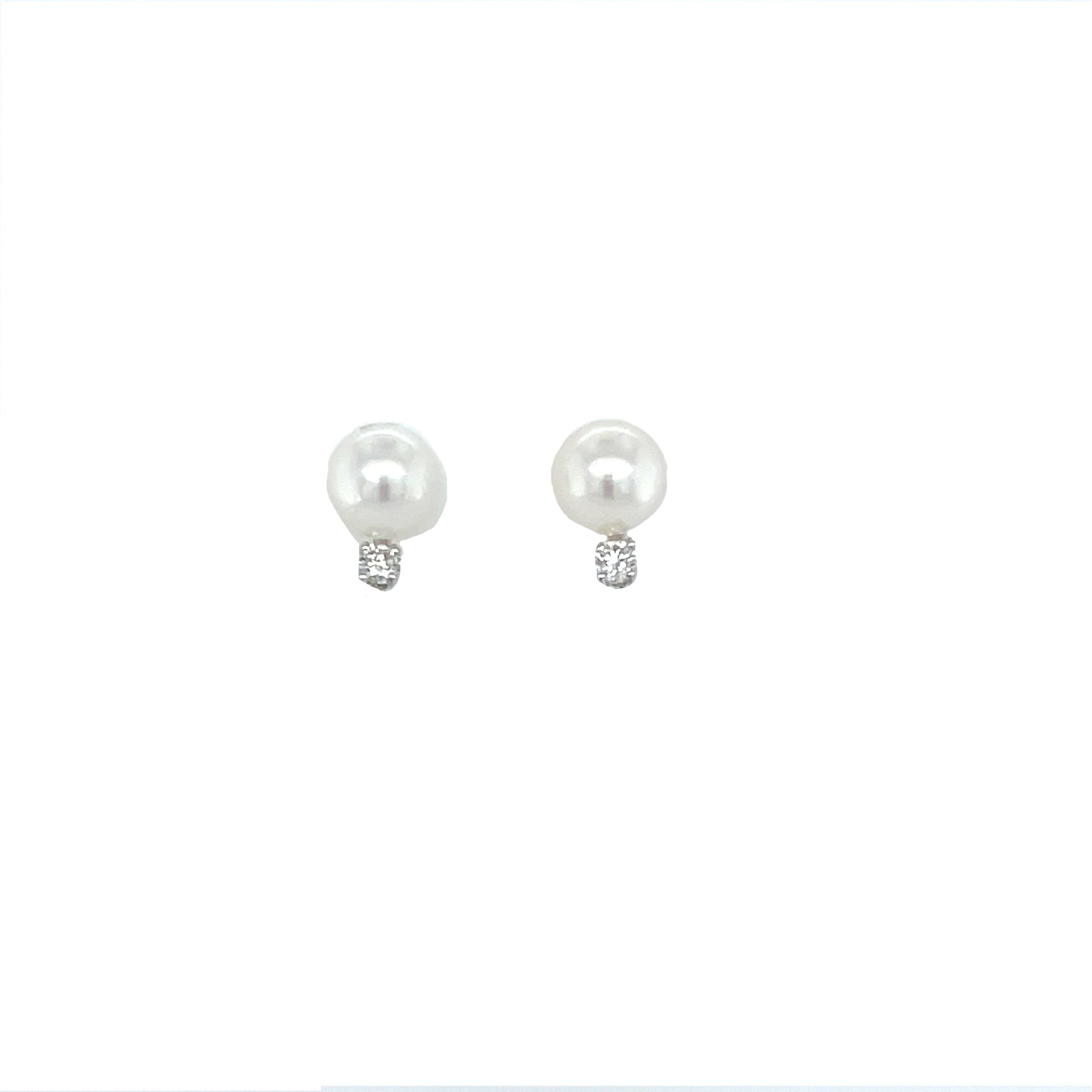 White Gold Freshwater Pearl Stud Earrings