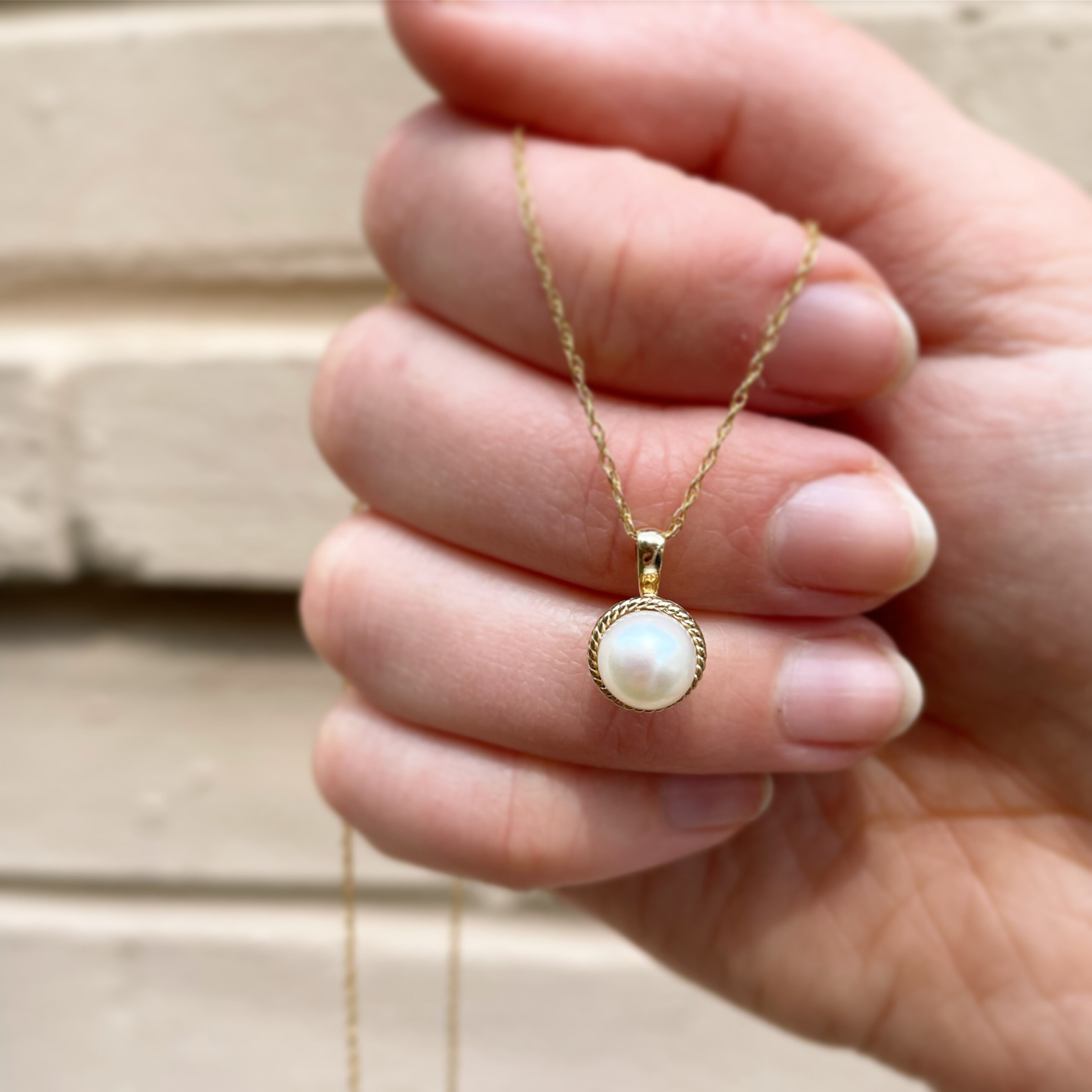 Yellow Gold Pearl Pendant Necklace