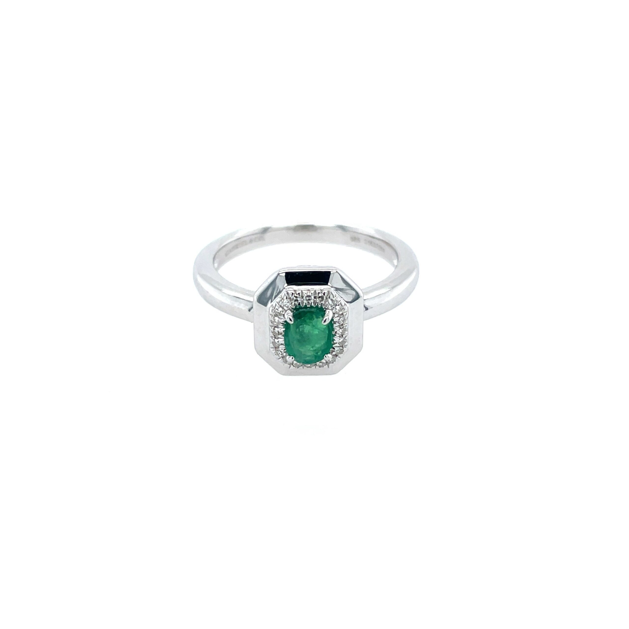 Sterling Silver Emerald Fashion Ring