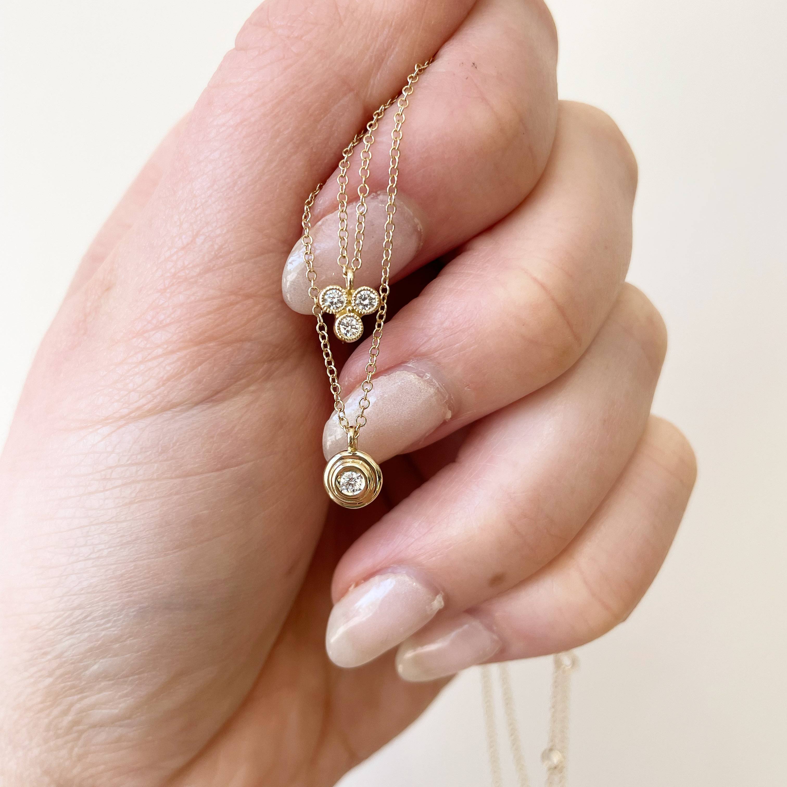 Gold Three Stone Necklace With Diamonds