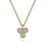Gold Three Stone Necklace With Diamonds