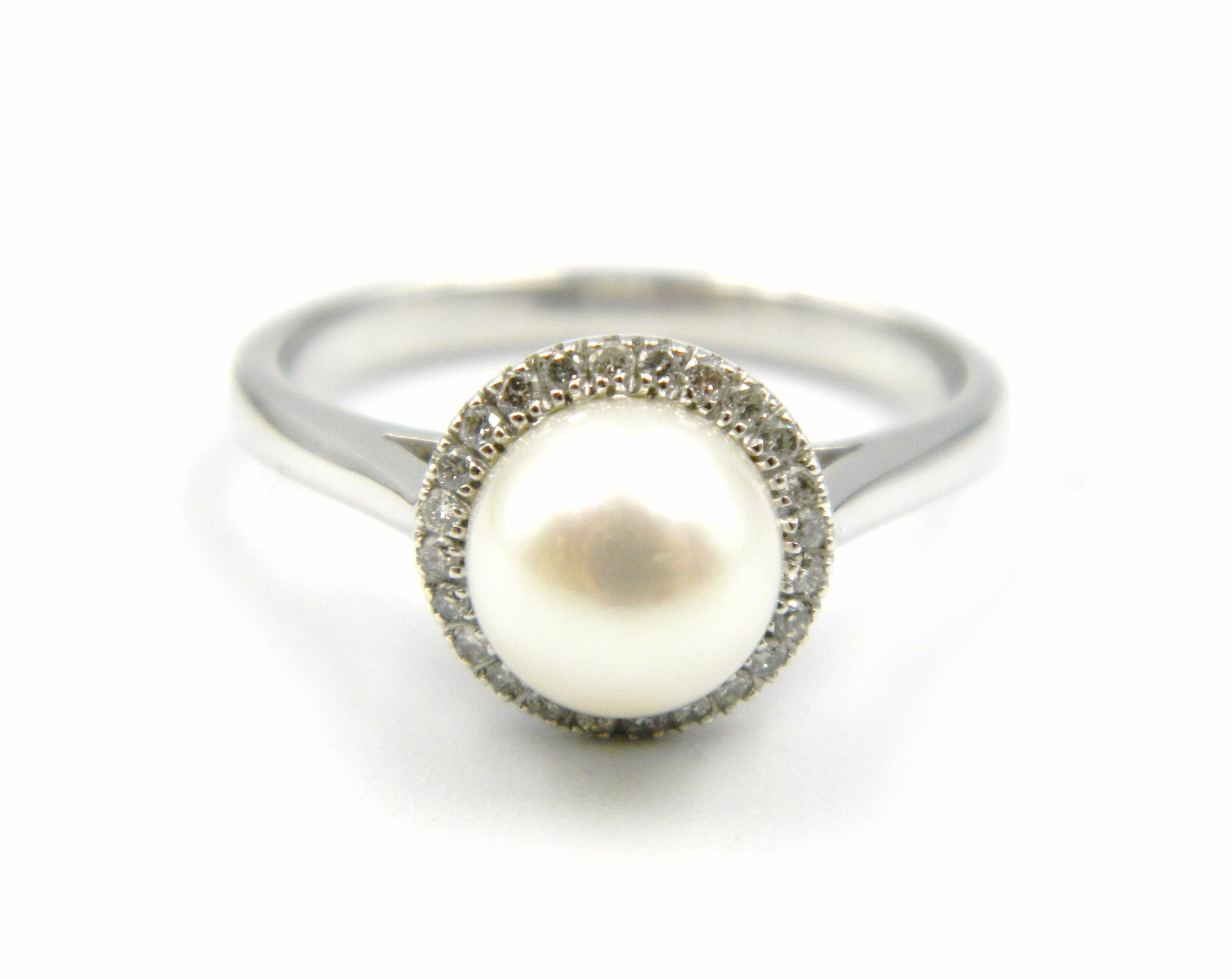 White Gold Pearl and Diamond Ring