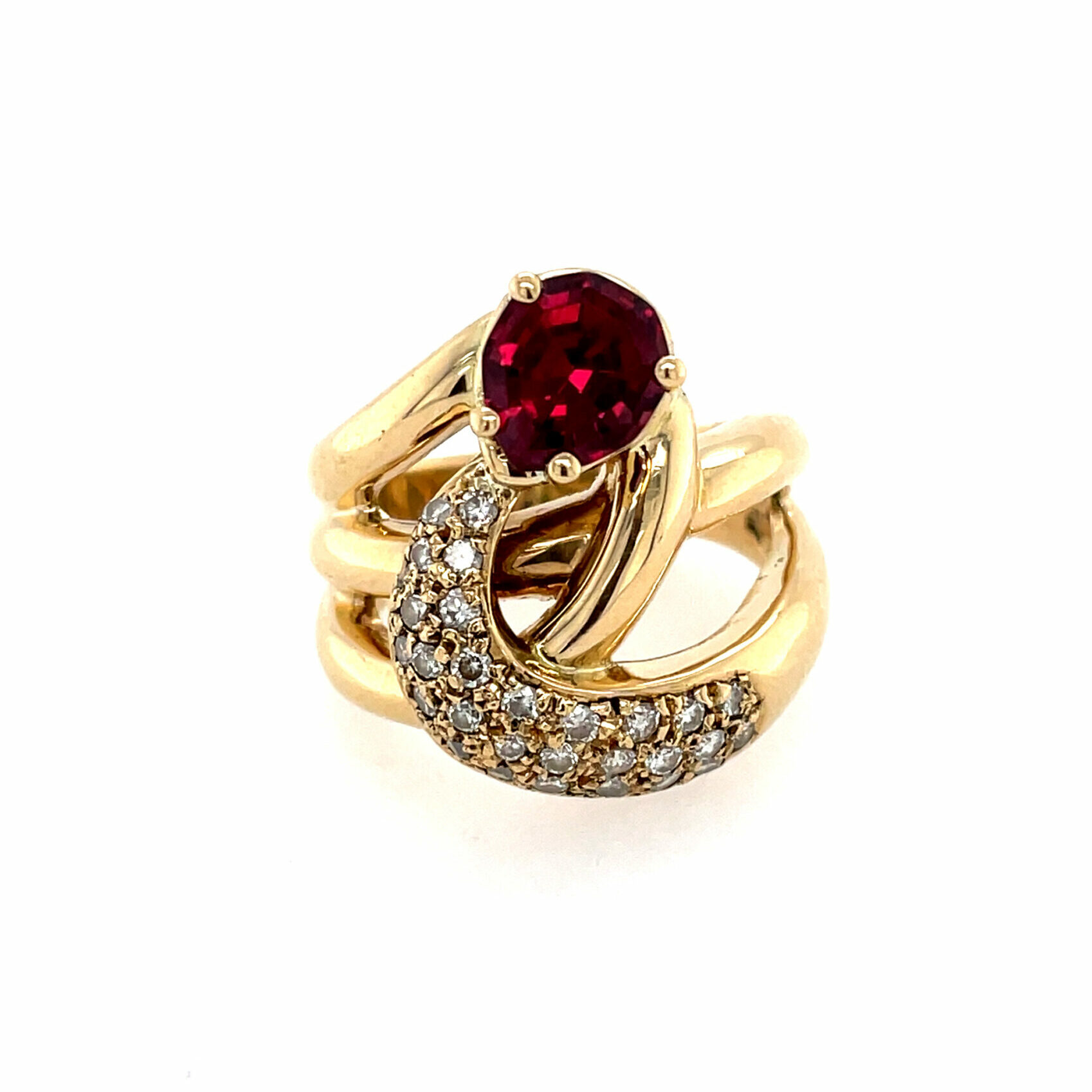 Estate: Yellow Gold Garnet and Diamond Ring