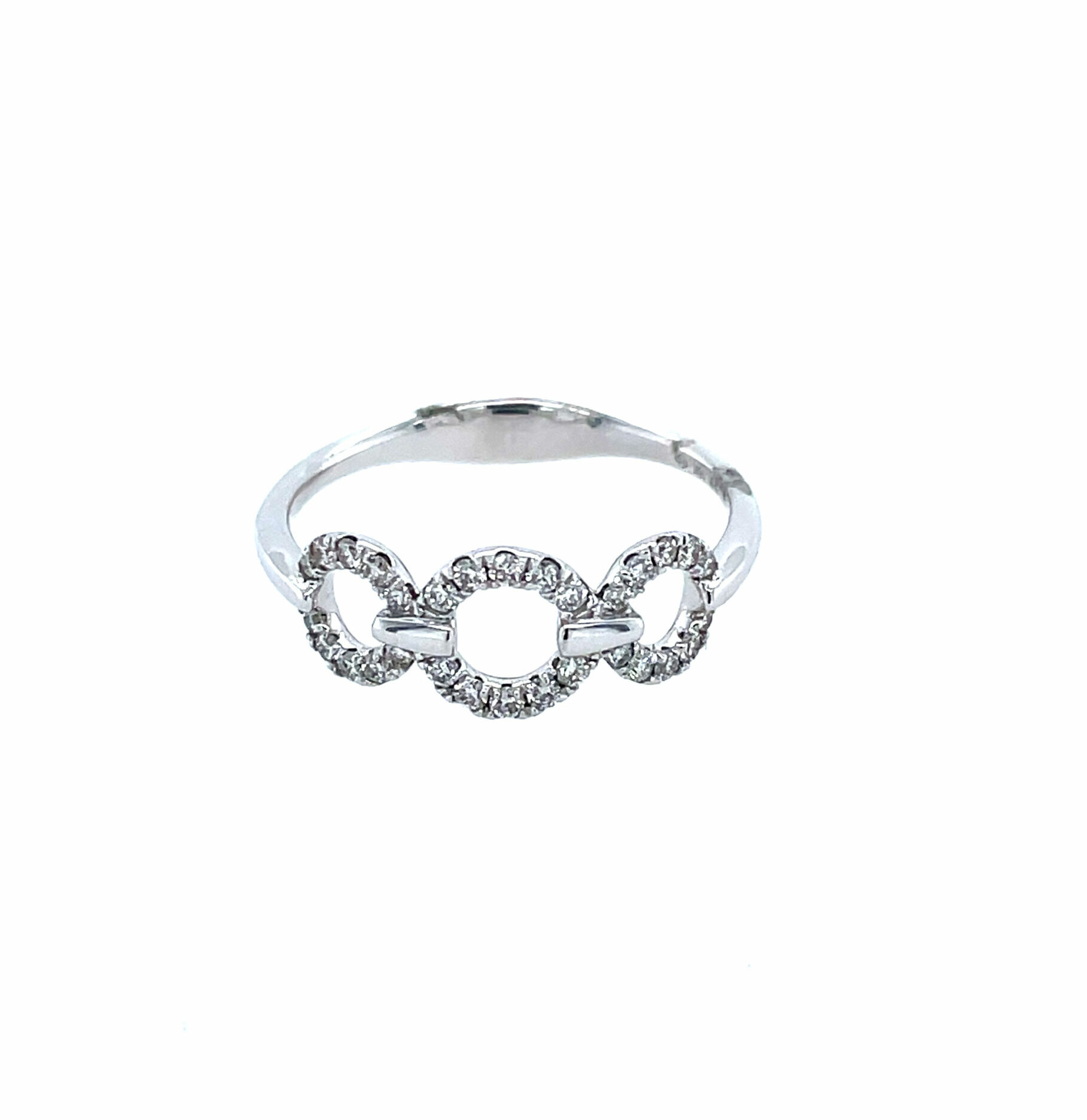 White Gold Circle Link Diamond Ring
