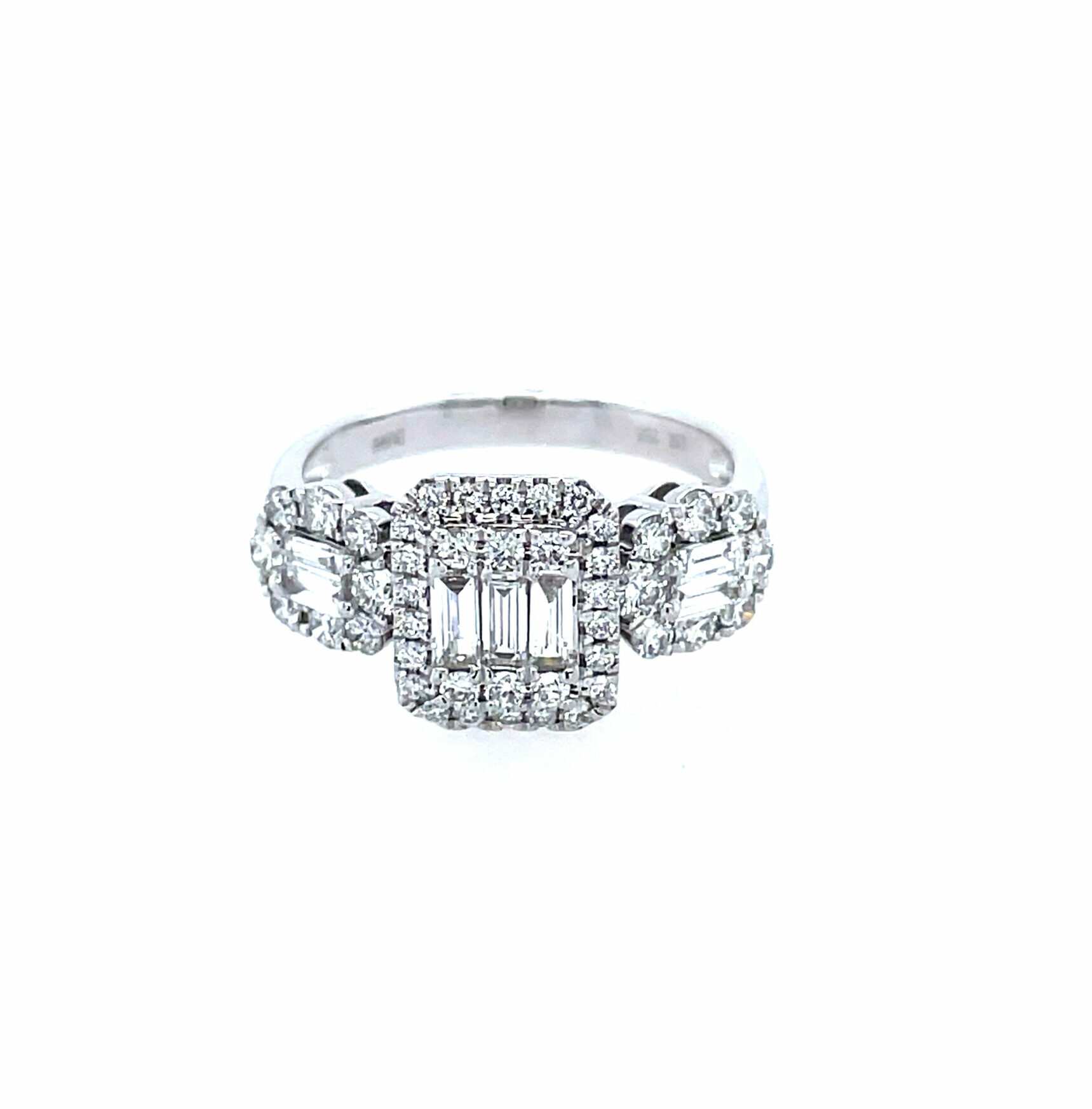 White Gold Diamond Fashion Ring