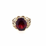 Estate: Yellow Gold Garnet Ring