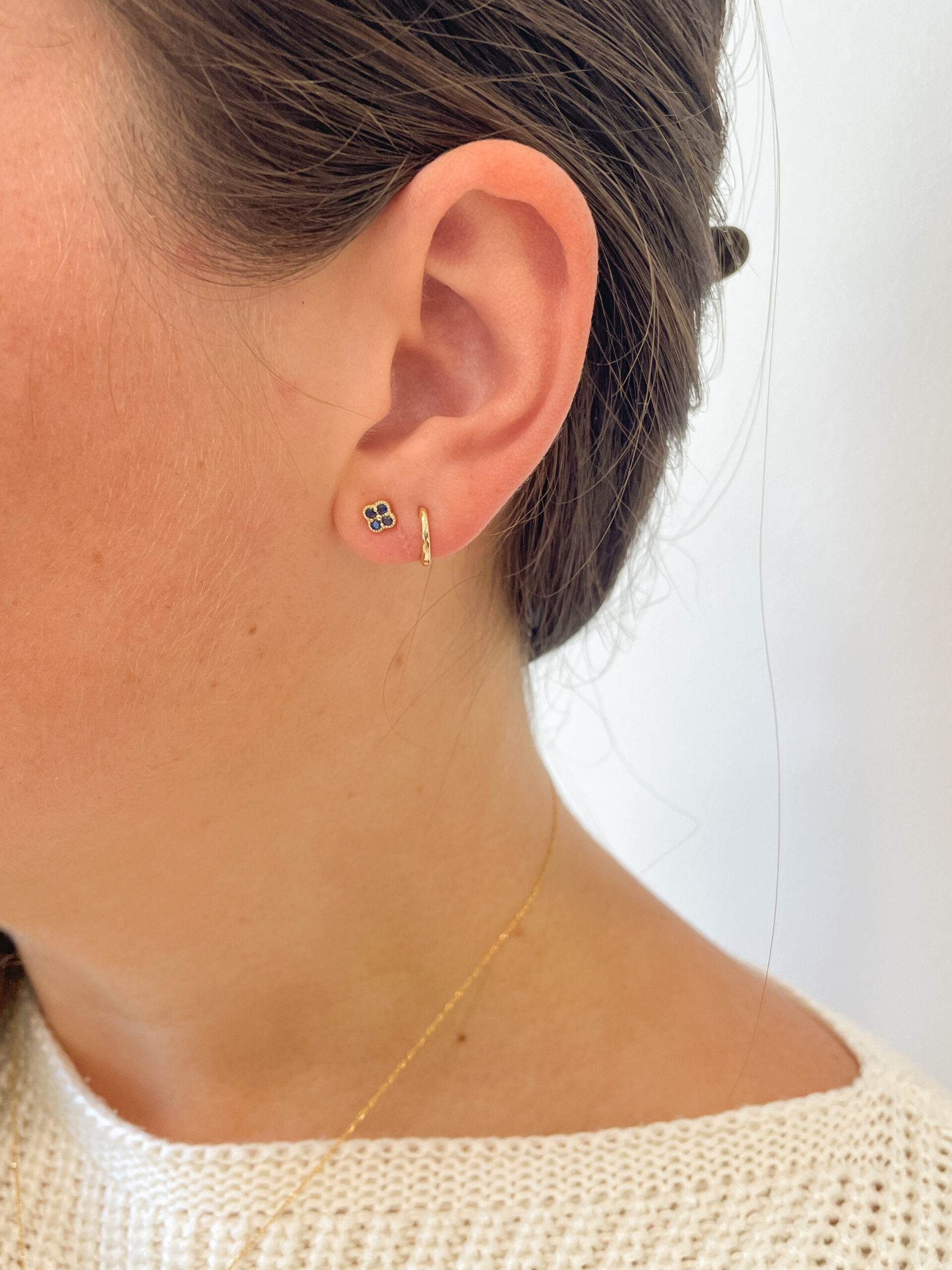 Yellow Gold Quatrefoil Sapphire Earrings