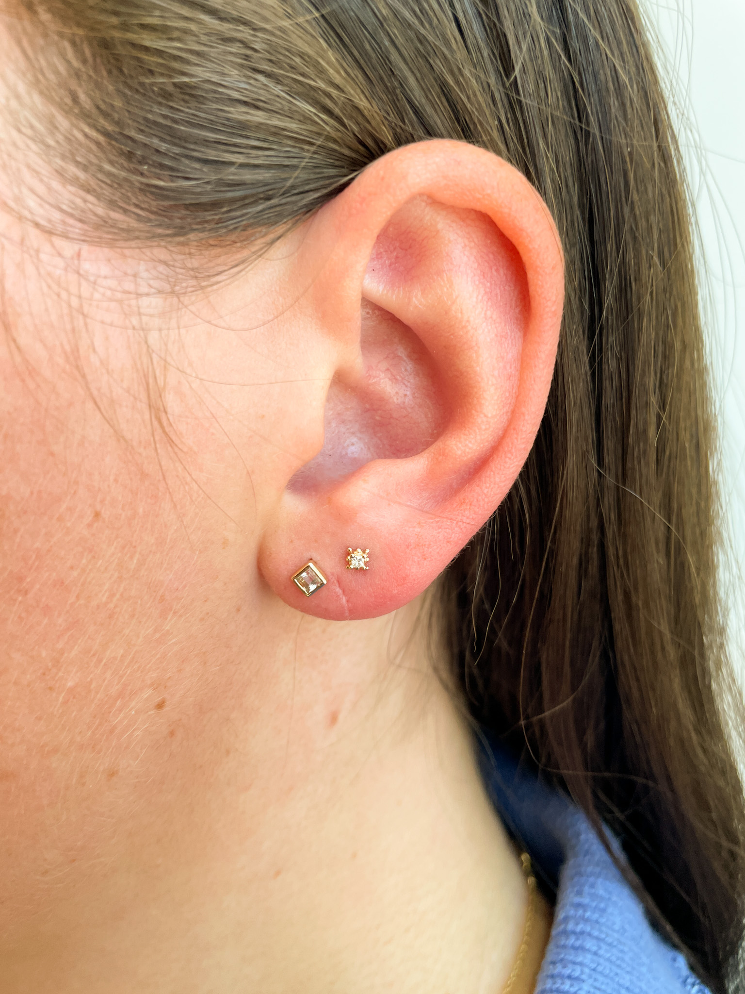 Single Yellow Gold Mini Dala Diamond Stud Earring