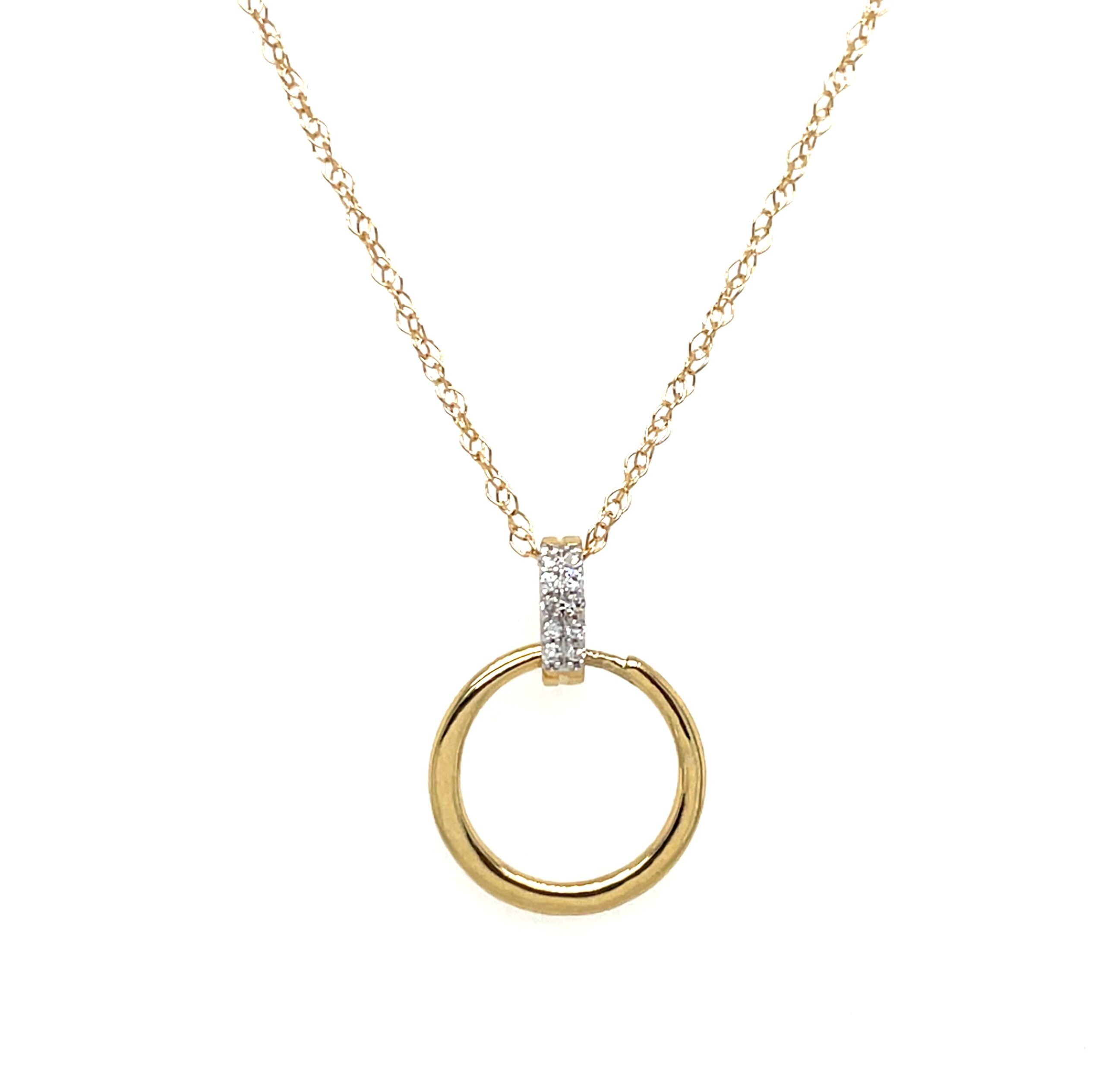 Yellow Gold Circle Necklace with Diamonds