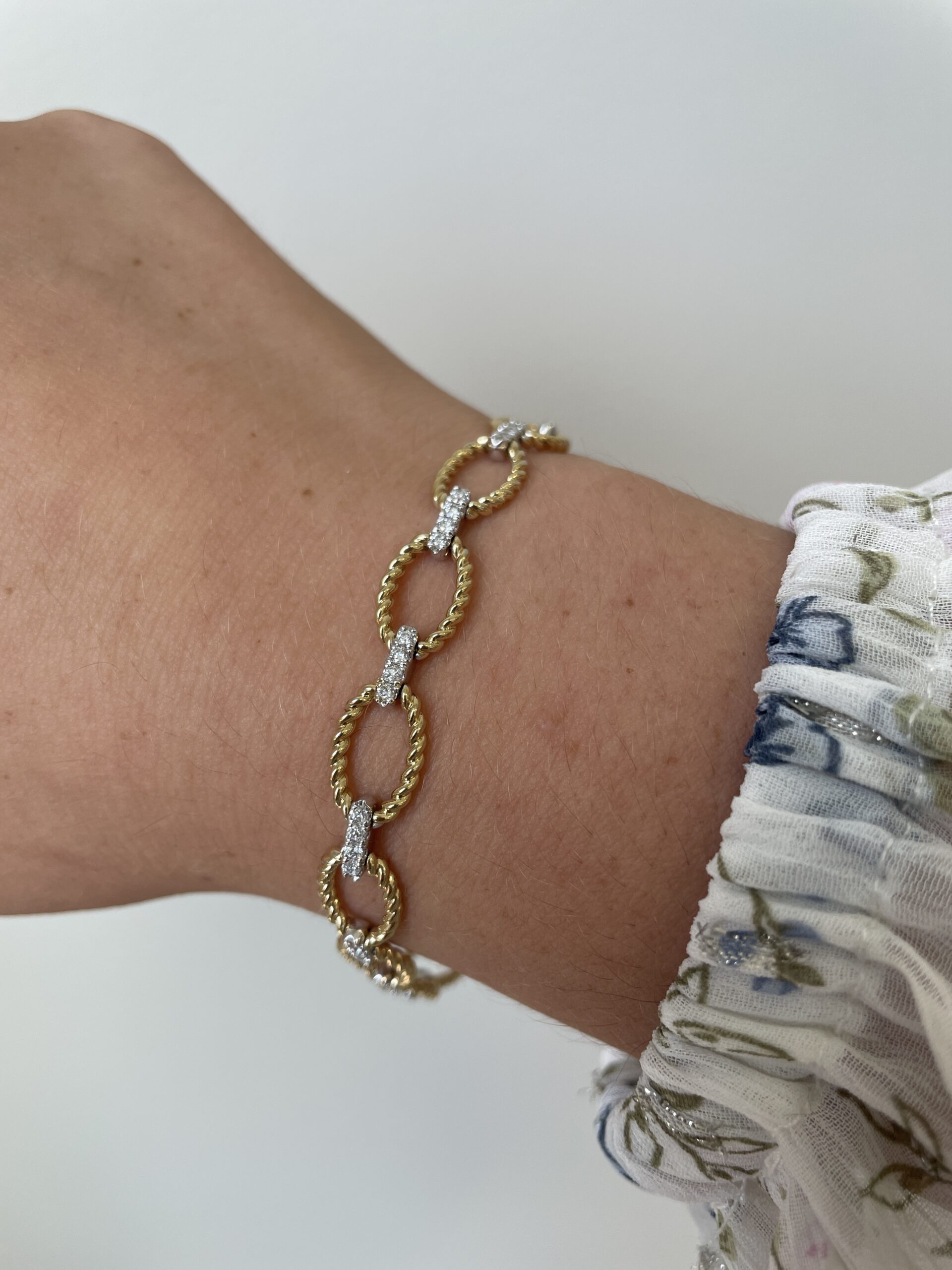 White & Yellow Gold Bracelet with Diamonds