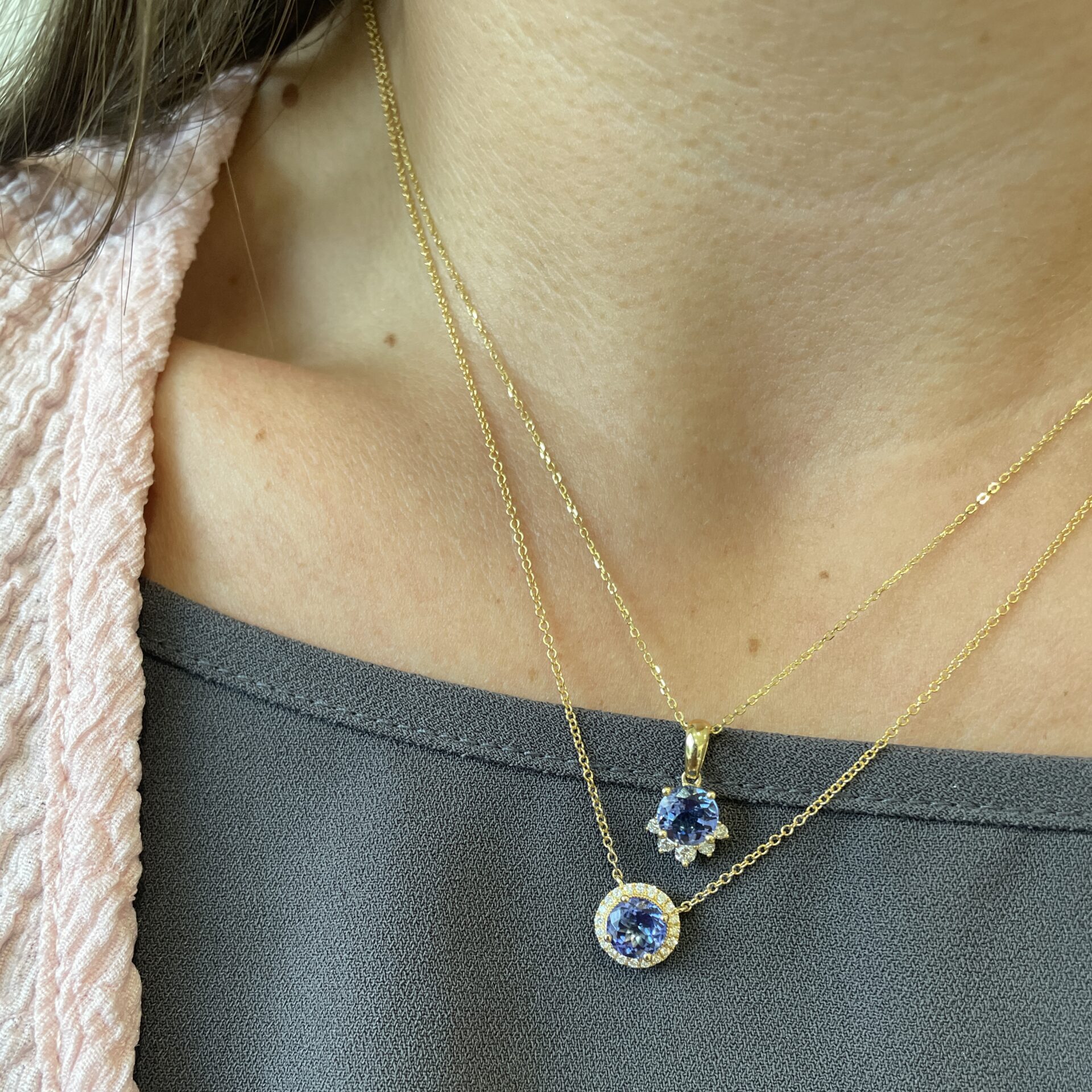 Yellow Gold Tanzanite Necklace with Diamonds