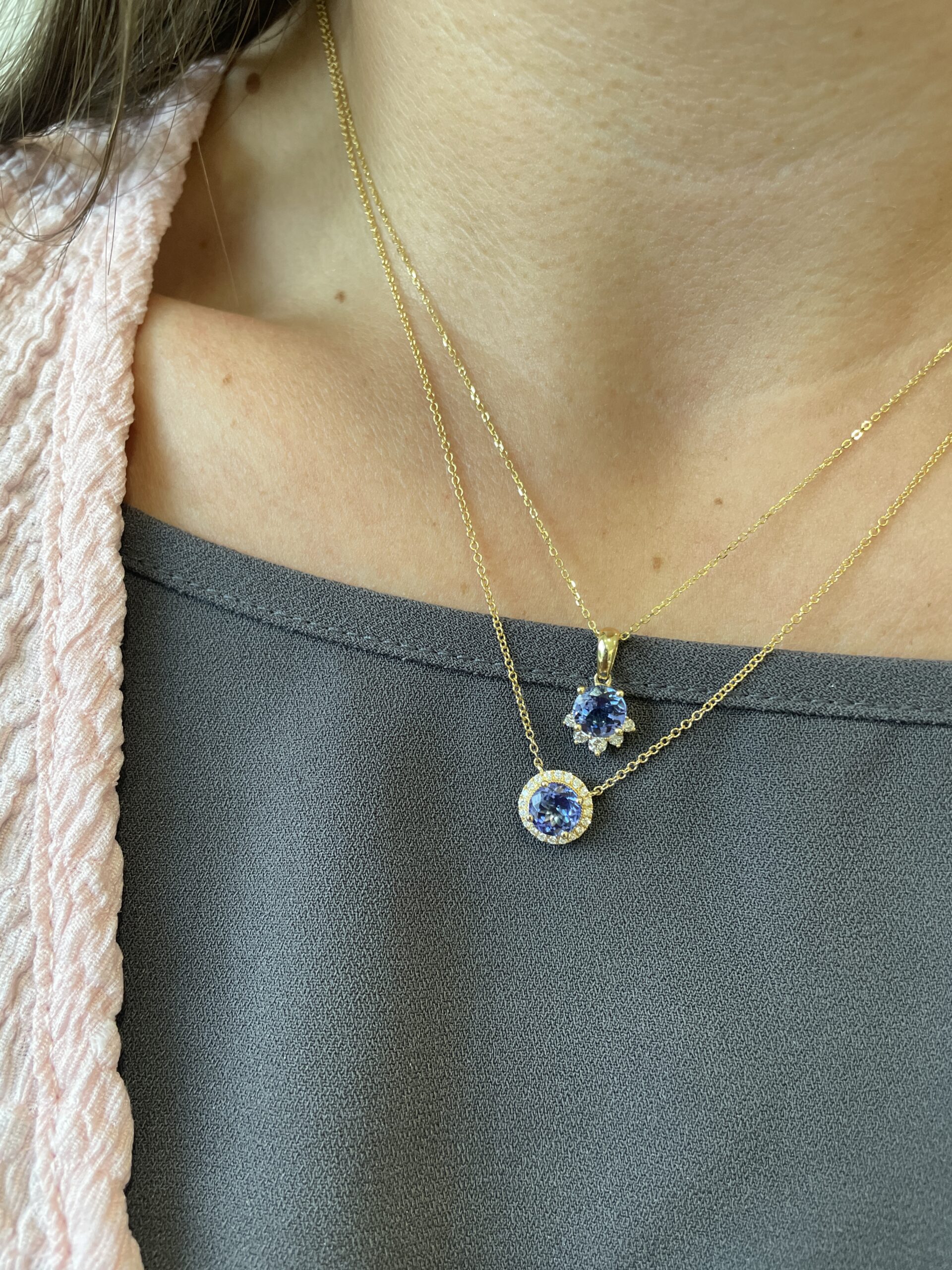 Yellow Gold Tanzanite Necklace with Diamonds