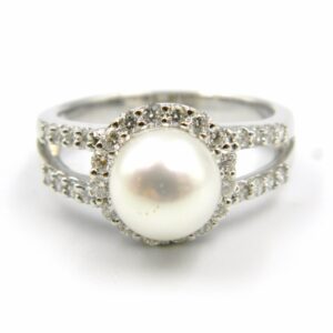 White Gold Pearl and Diamond Ring