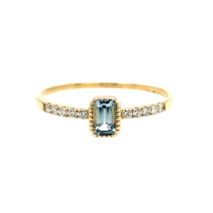 Yellow Gold Aquamarine Ring with Diamonds