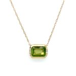 Yellow Gold Peridot Necklace with Diamonds