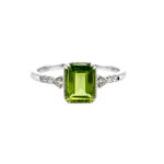 White Gold Peridot Ring with Diamonds