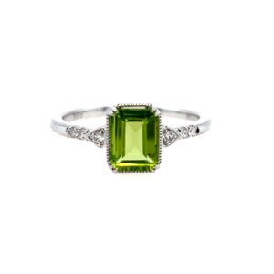 White Gold Peridot Ring with Diamonds