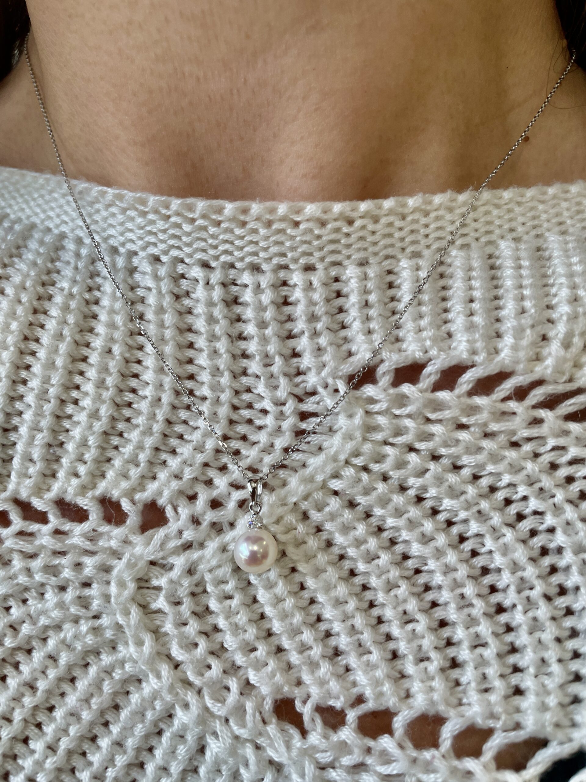 White Gold Freshwater Pearl Drop Necklace with Diamond