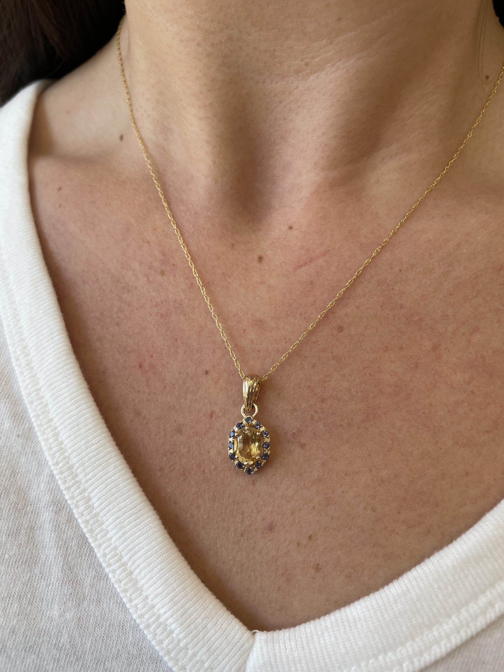 Yellow Gold Citrine Necklace with Iolite
