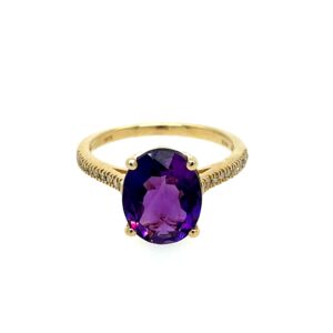 Yellow Gold Amethyst Ring with Diamonds