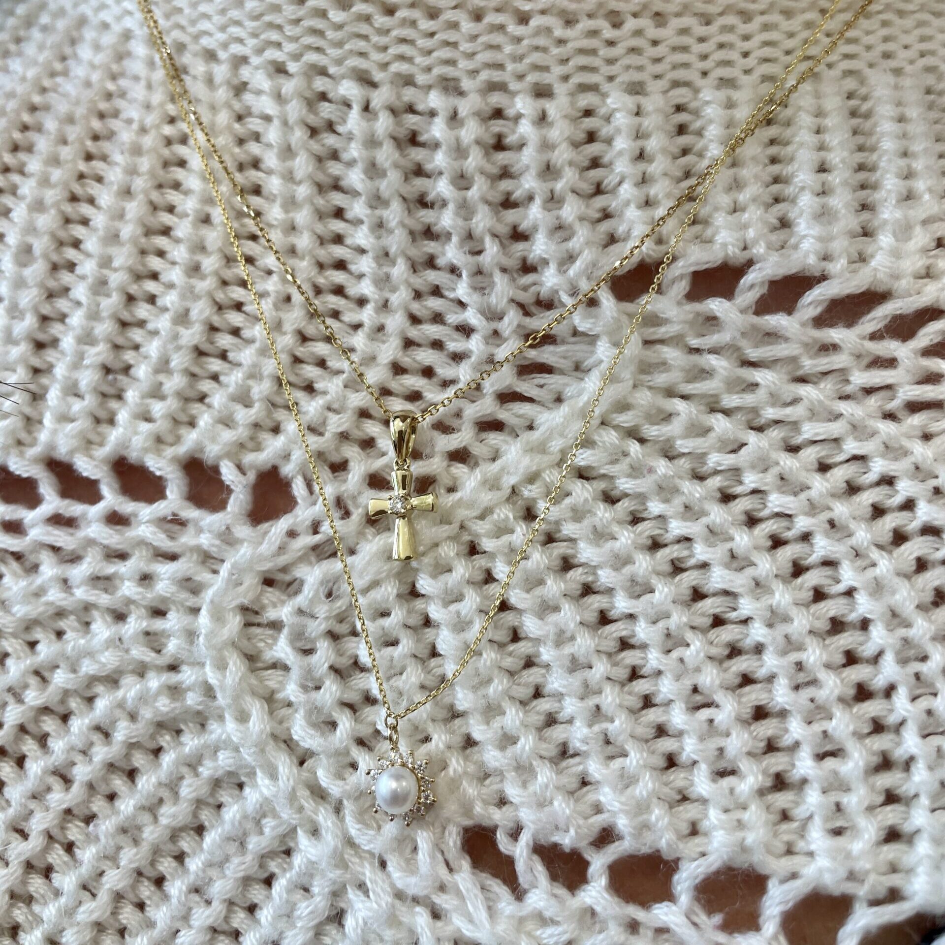 Yellow Gold Petite Pearl Diamond Burst Necklace