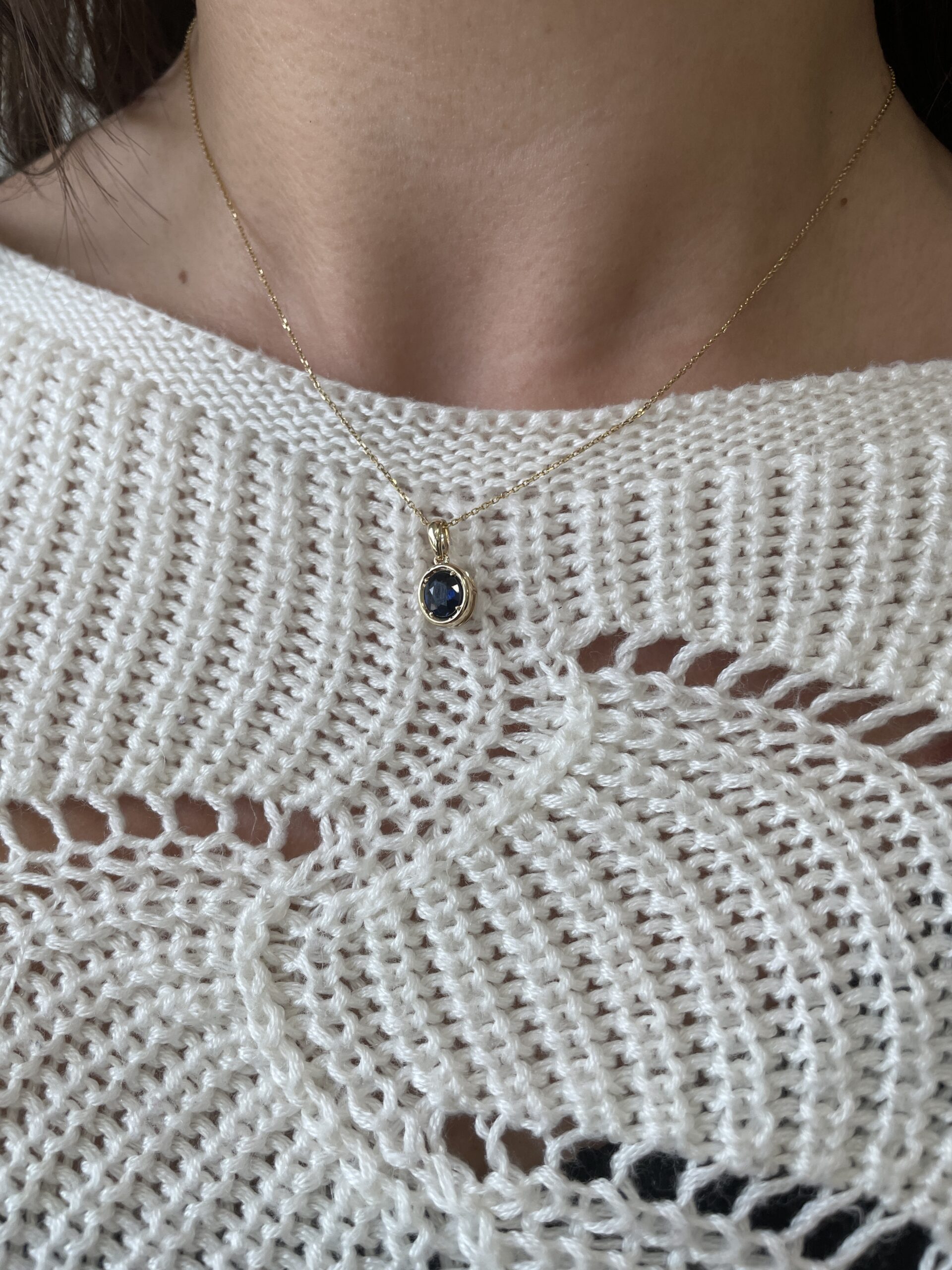 Yellow Gold Sapphire Necklace