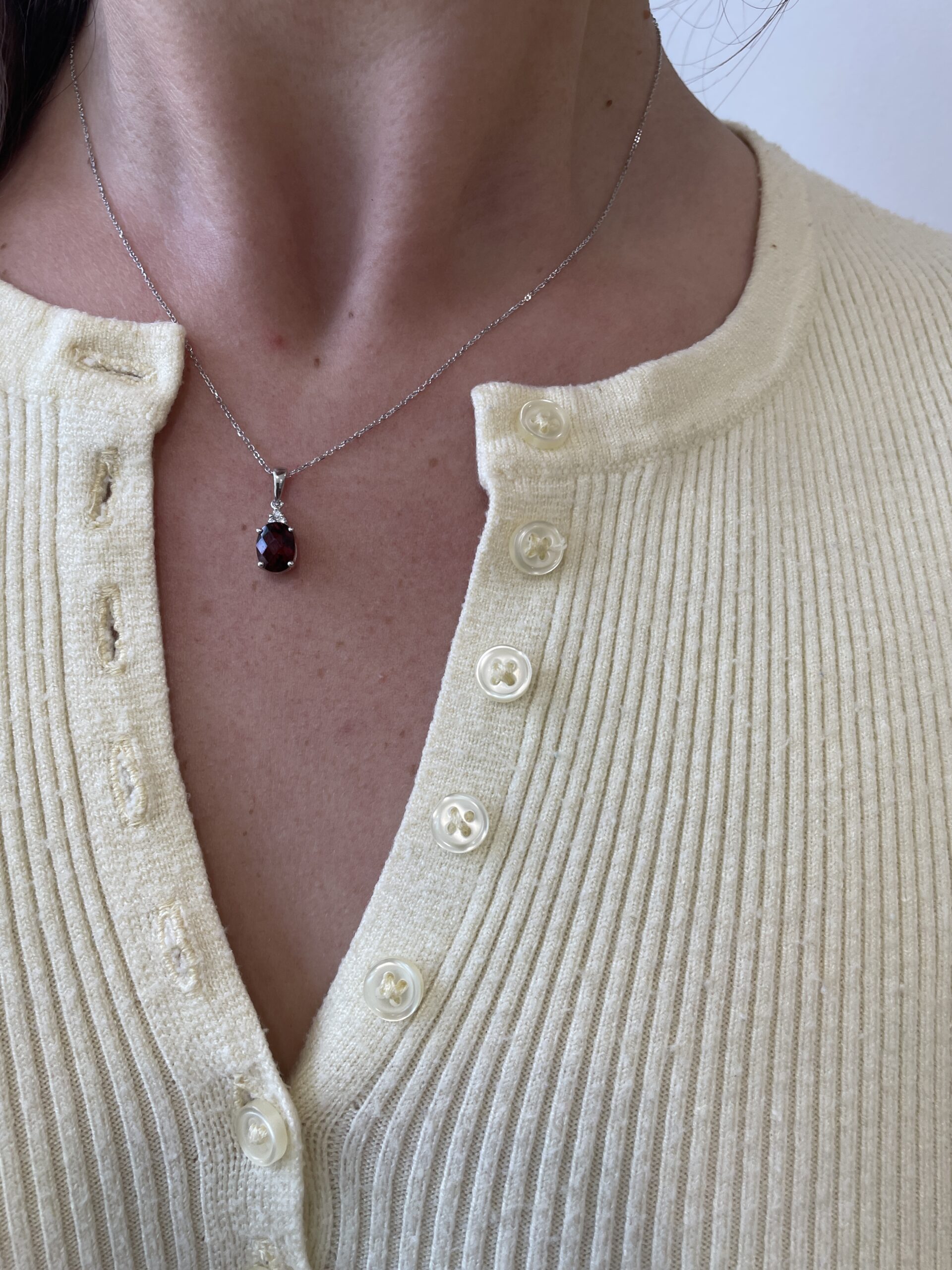 White Gold Garnet Necklace with Diamonds