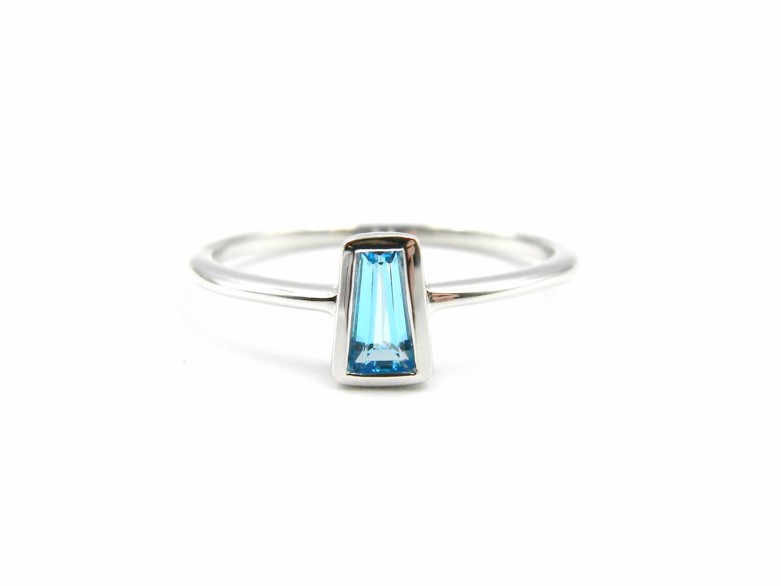 Sterling Silver Blue Topaz Ring