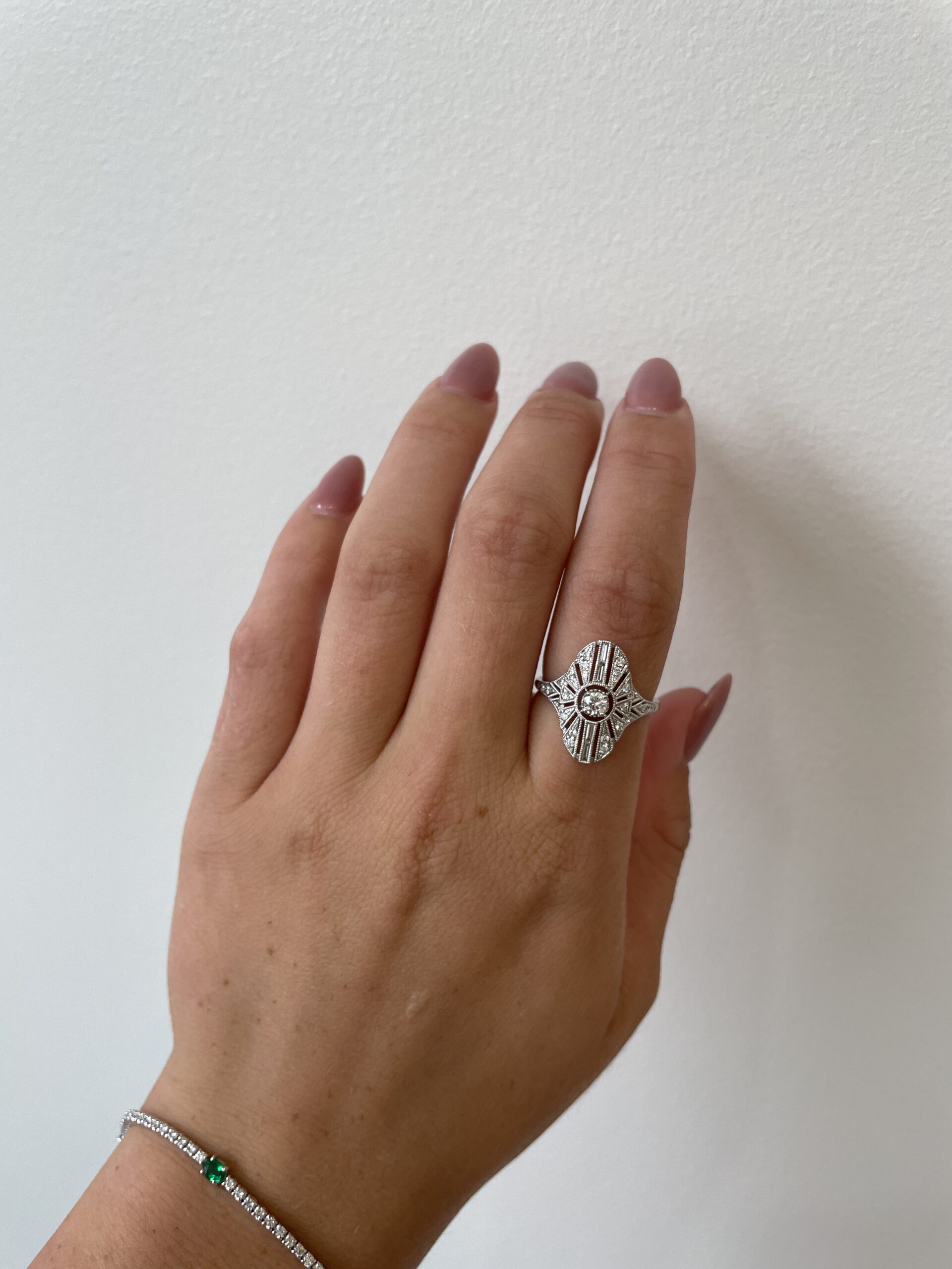 White Gold Art Deco-Style Diamond Fashion Ring