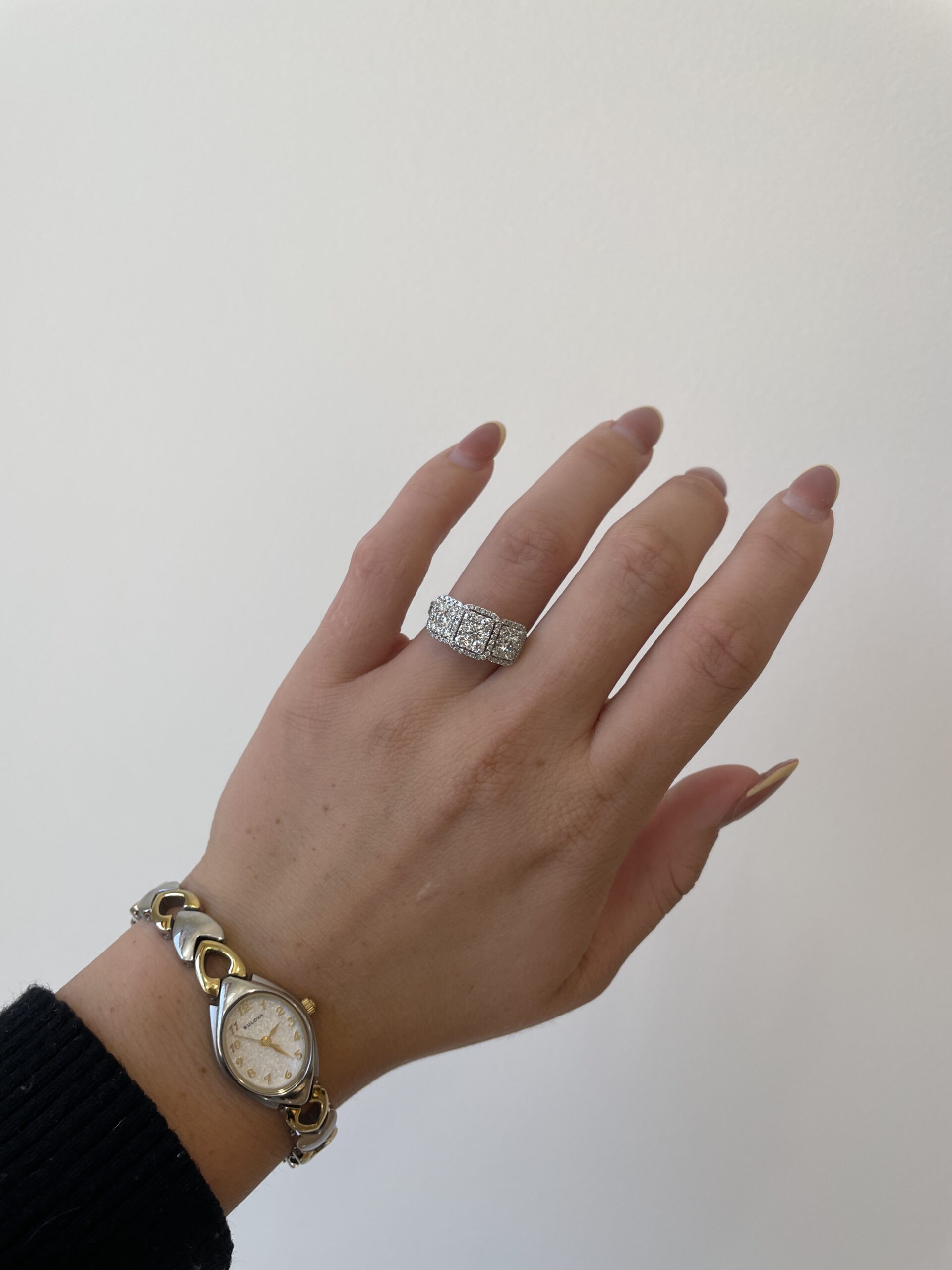 White Gold Diamond Fashion Ring
