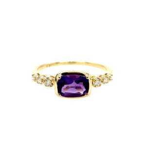Yellow Gold Amethyst Ring with Diamonds