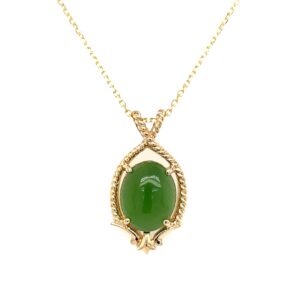Estate: Yellow Gold Jade Pendant