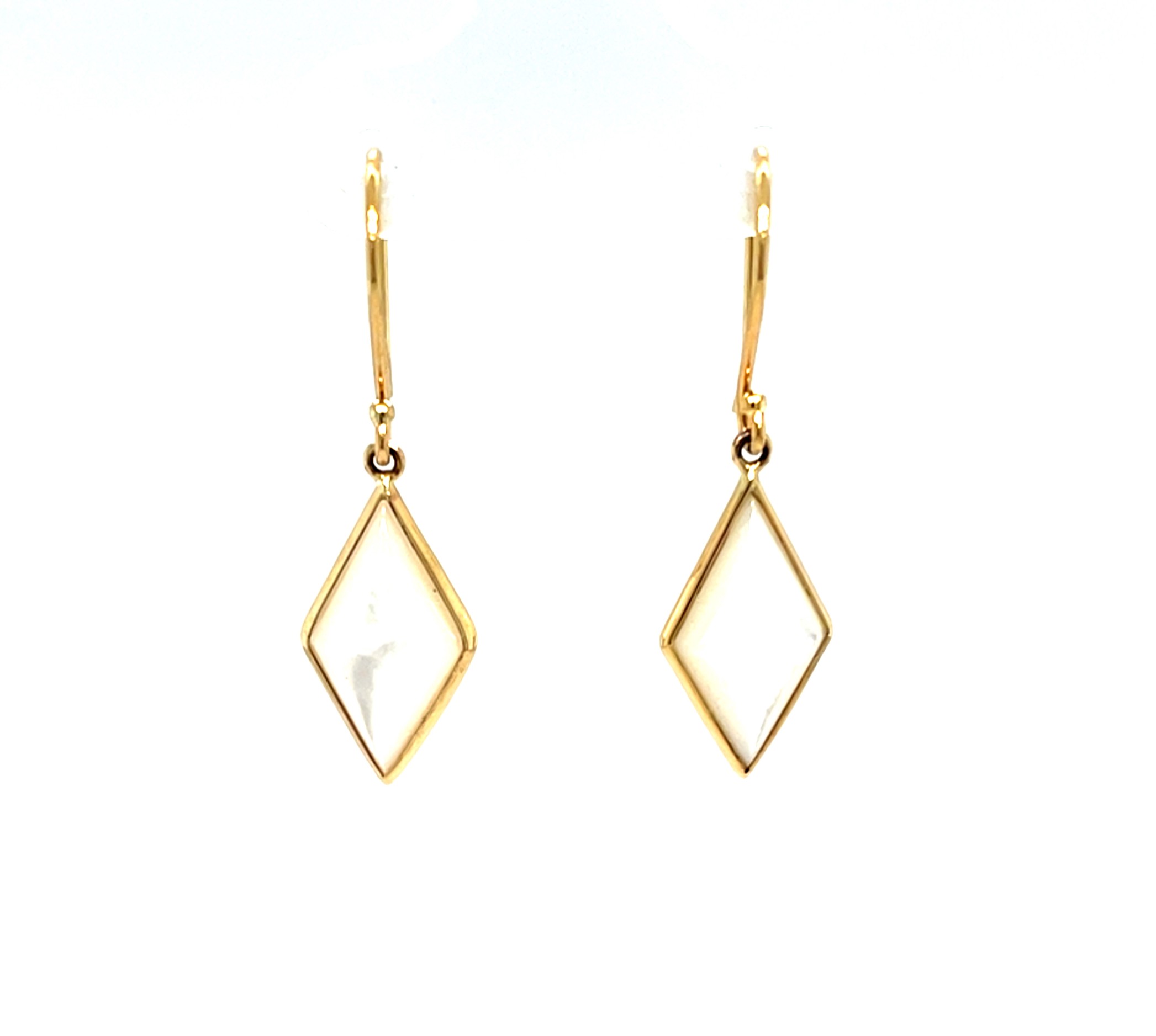 Yellow Gold Rhombus-Shaped Mother of Pearl Briolette Earrings