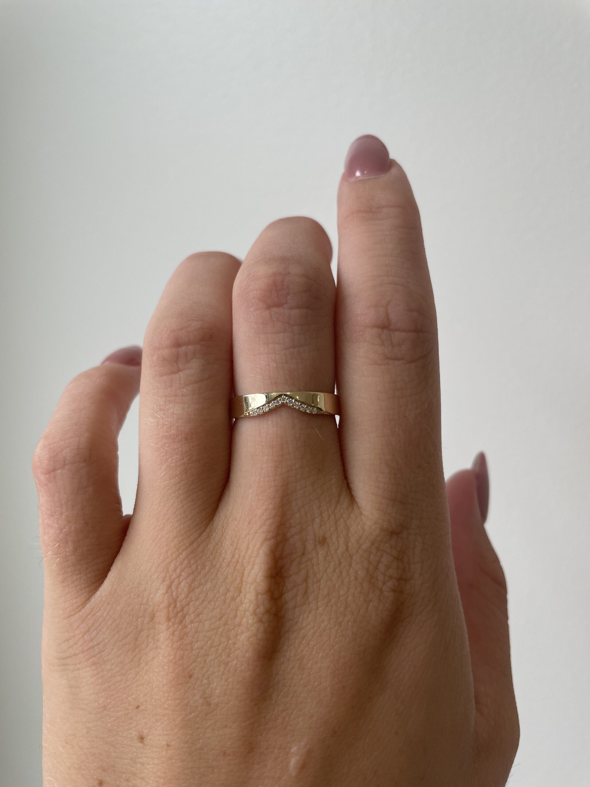 Yellow Gold Diamond Chevron Band