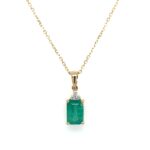 Yellow Gold Emerald Necklace with Diamonds