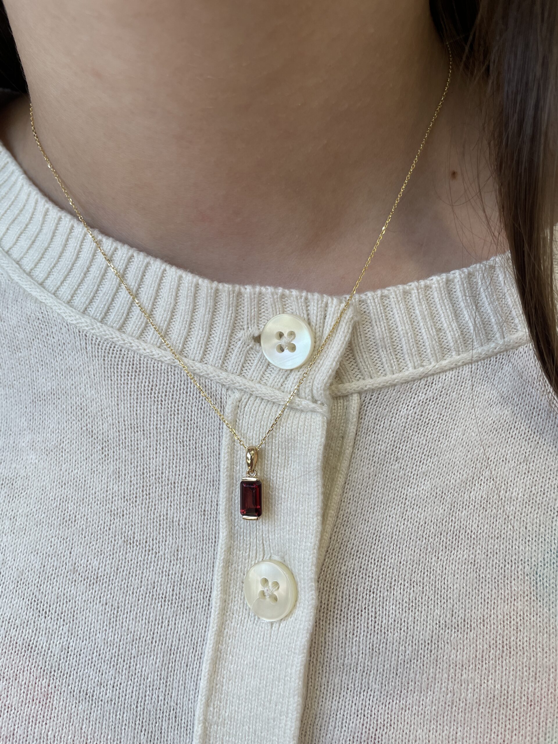 Yellow Gold Garnet Necklace
