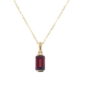 Yellow Gold Garnet Necklace