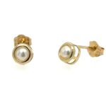 Yellow Gold Pearl Stud Earrings