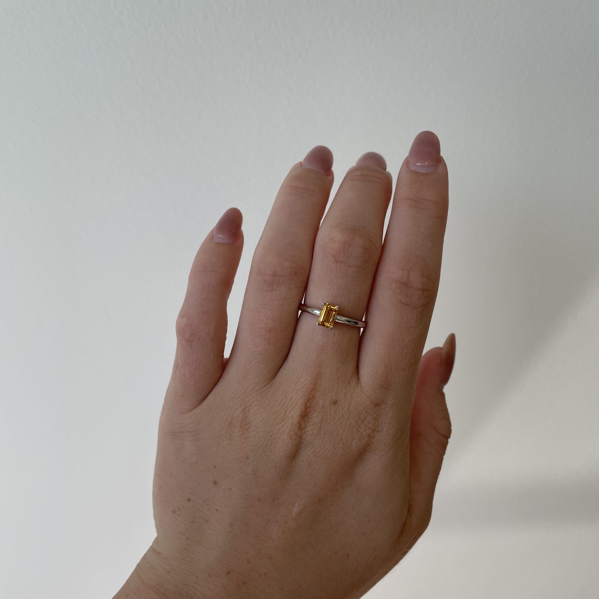 White Gold Citrine Ring