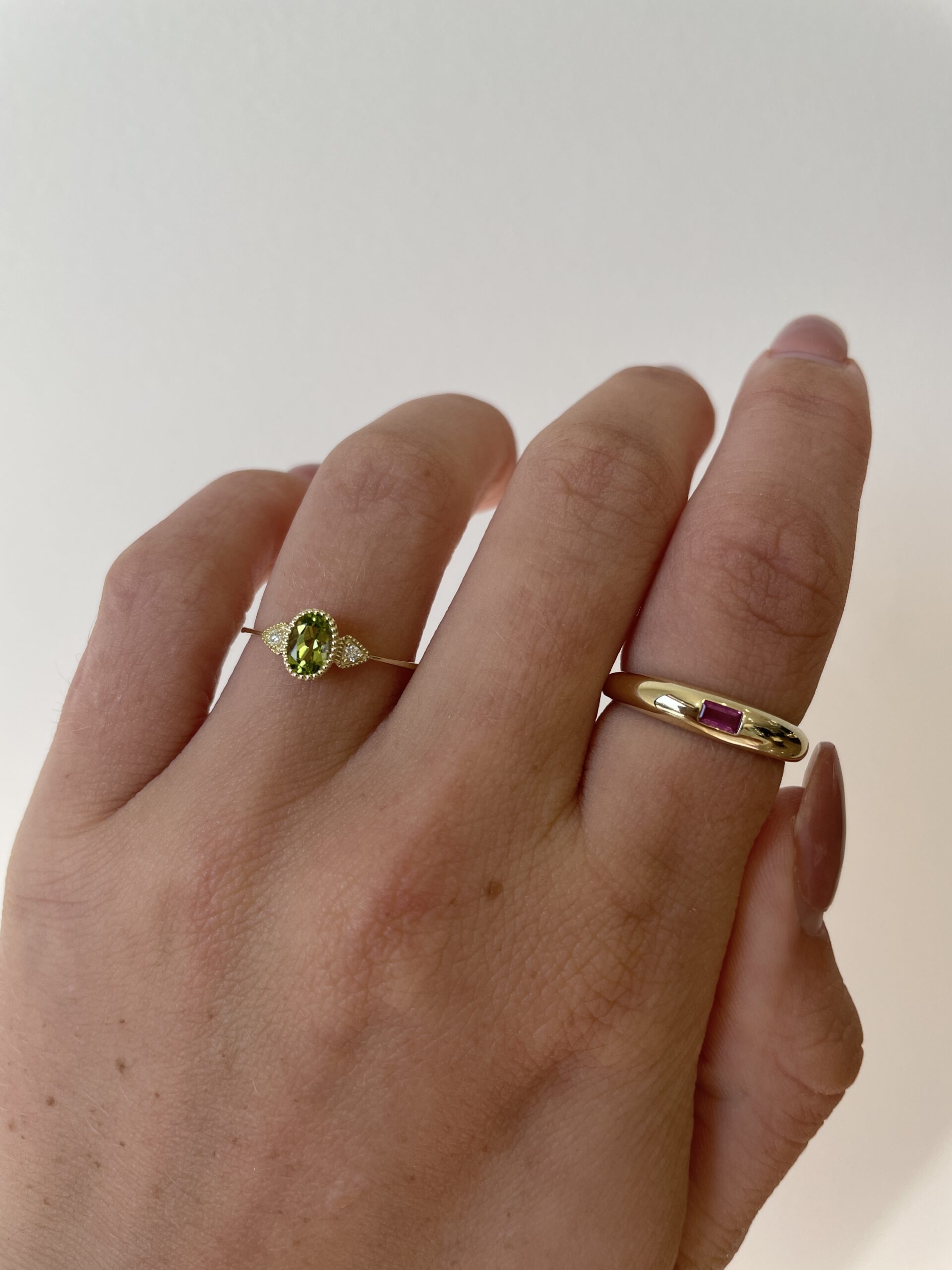 Yellow Gold Peridot Ring with Diamonds